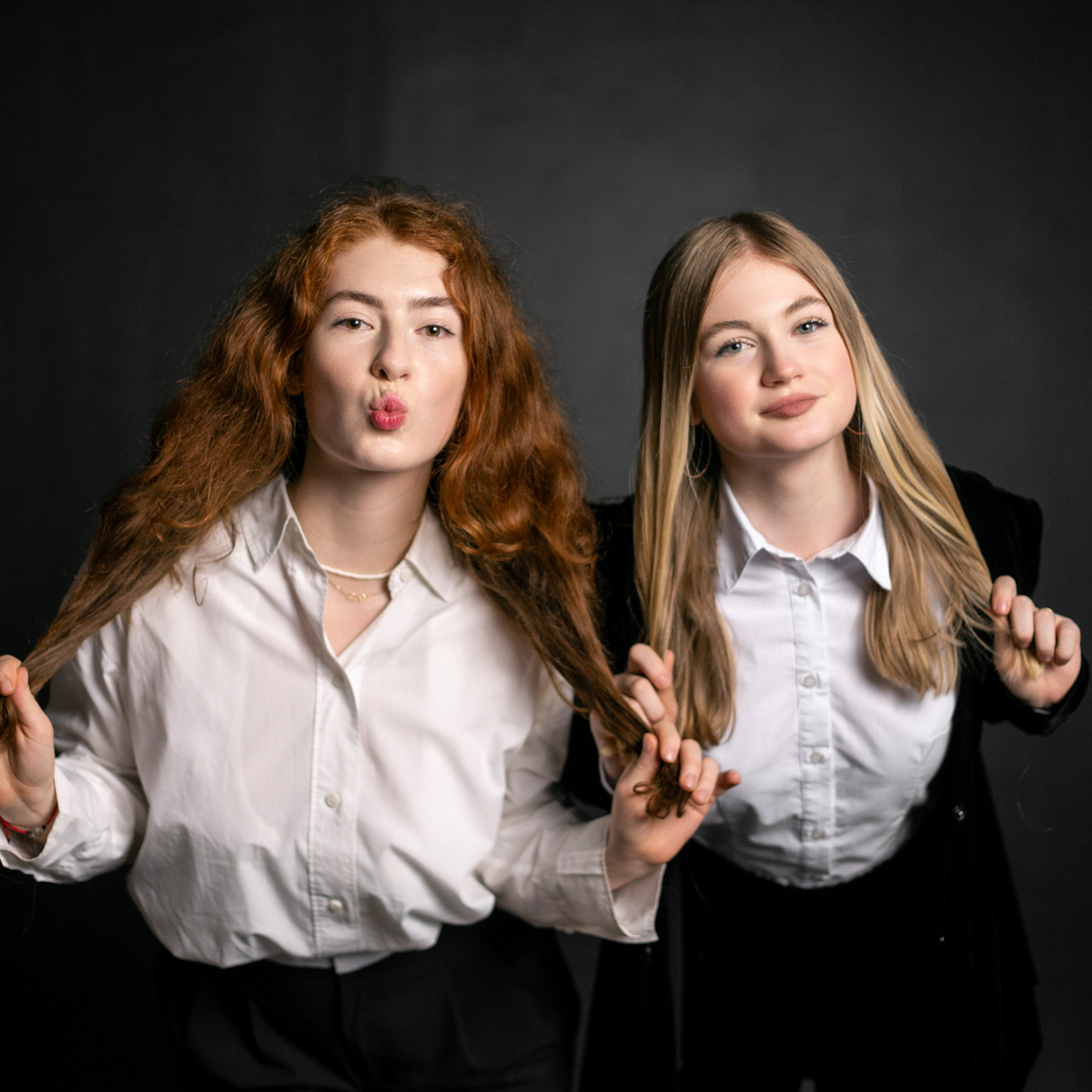 Сьемка в студии на черном фоне