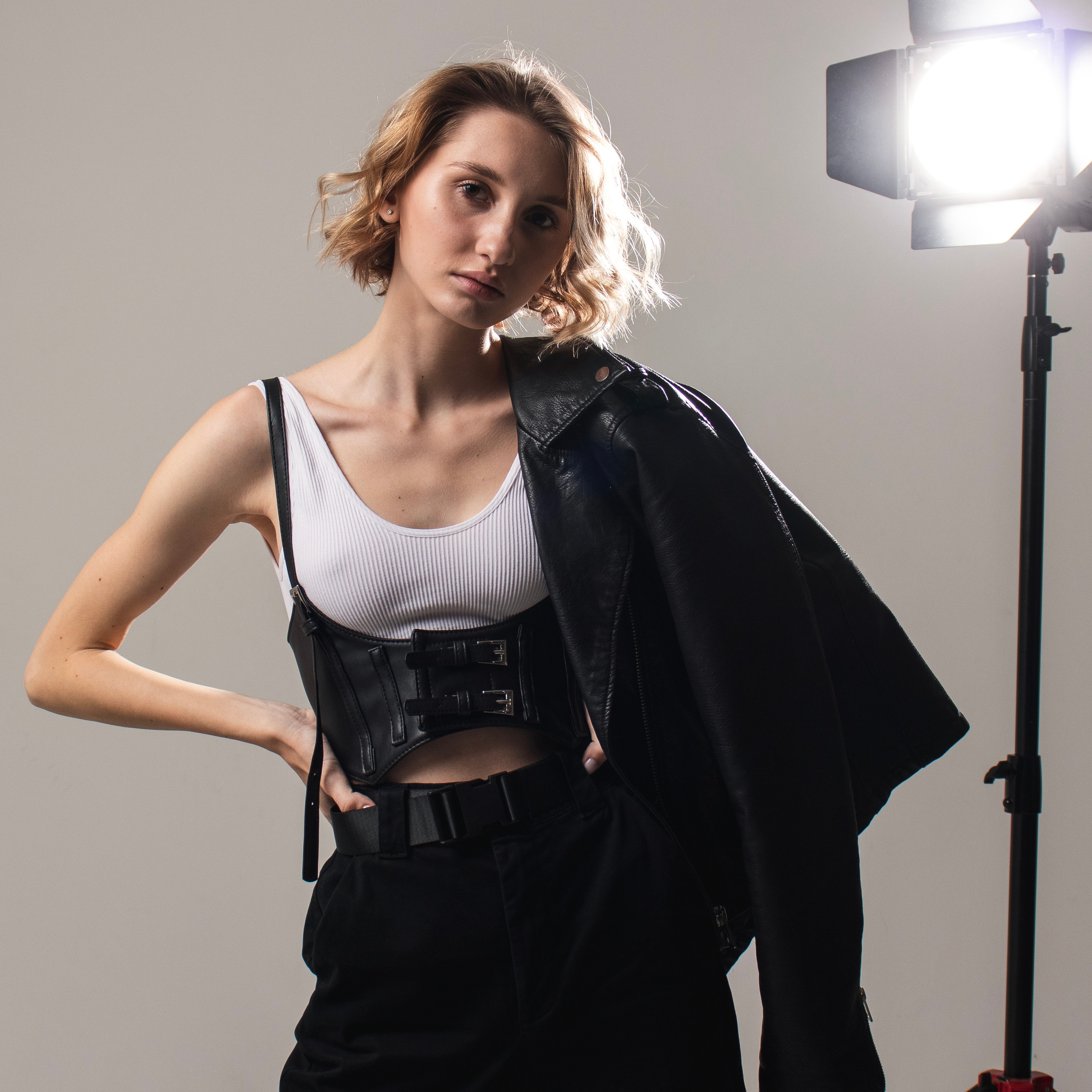 Рокерша. Кристина. Студийный свет