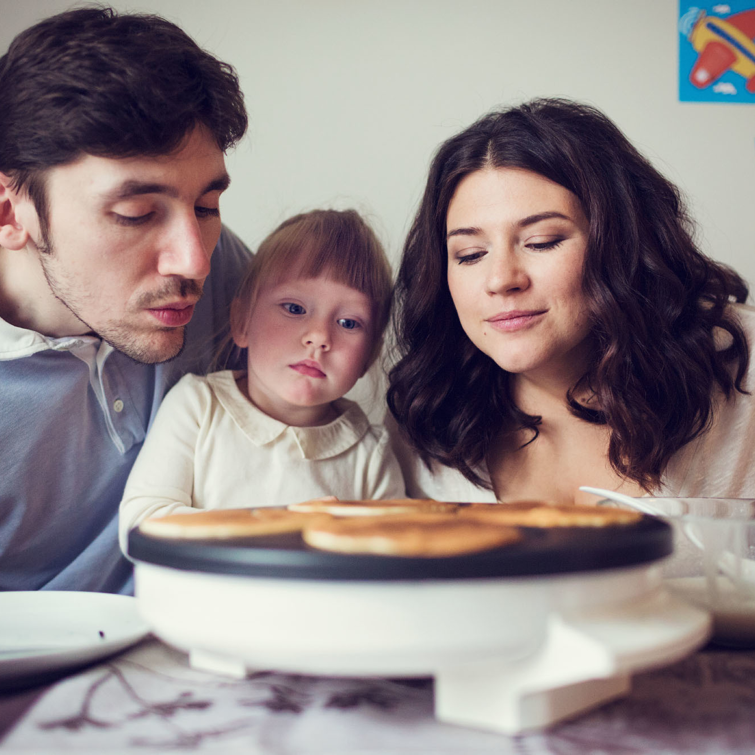 Домашняя семейная фотосессия с блинами. Фотограф в Москве Татьяна Байкова