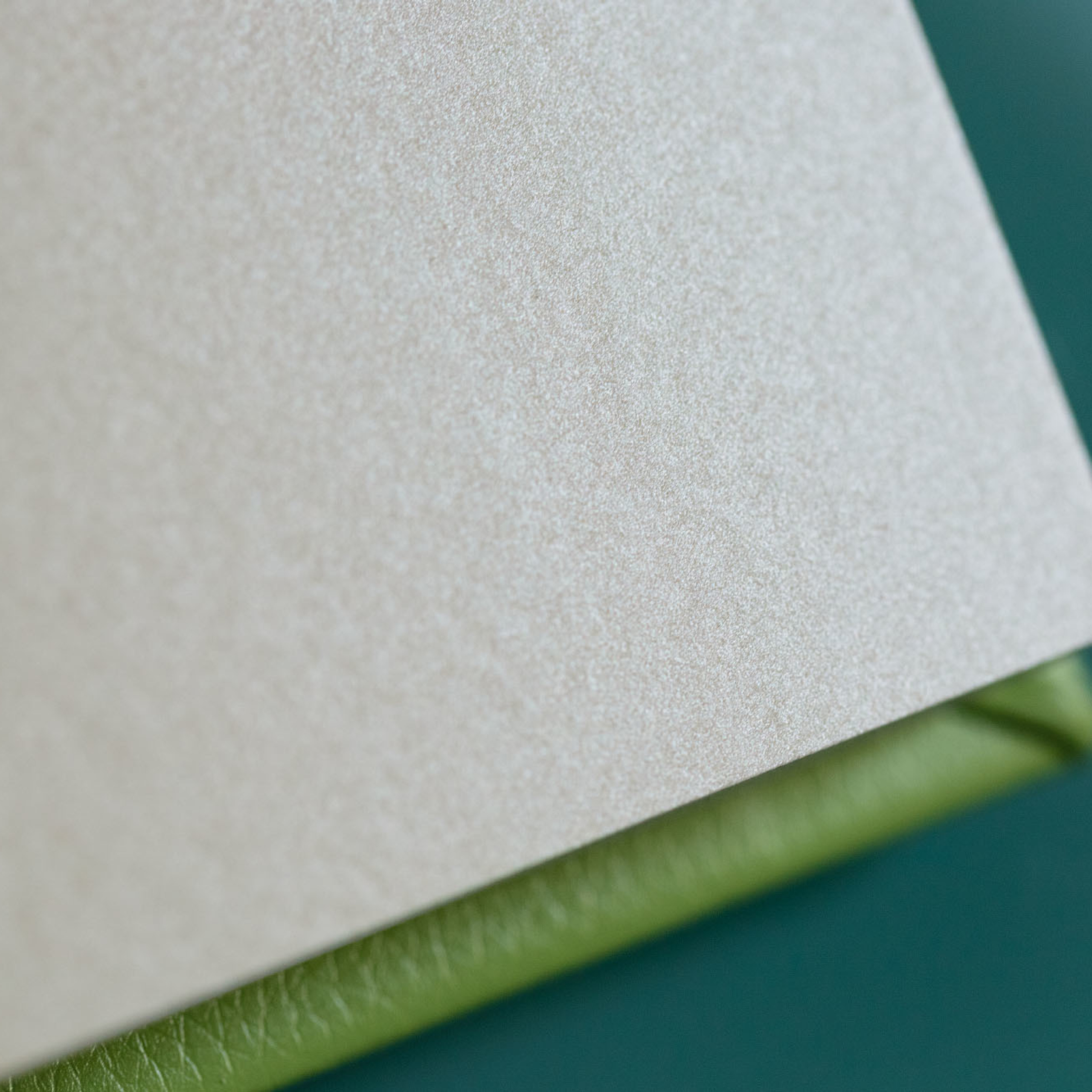 Фотокнига с тиснением на корешке. Фотограф в Москве Татьяна Байкова