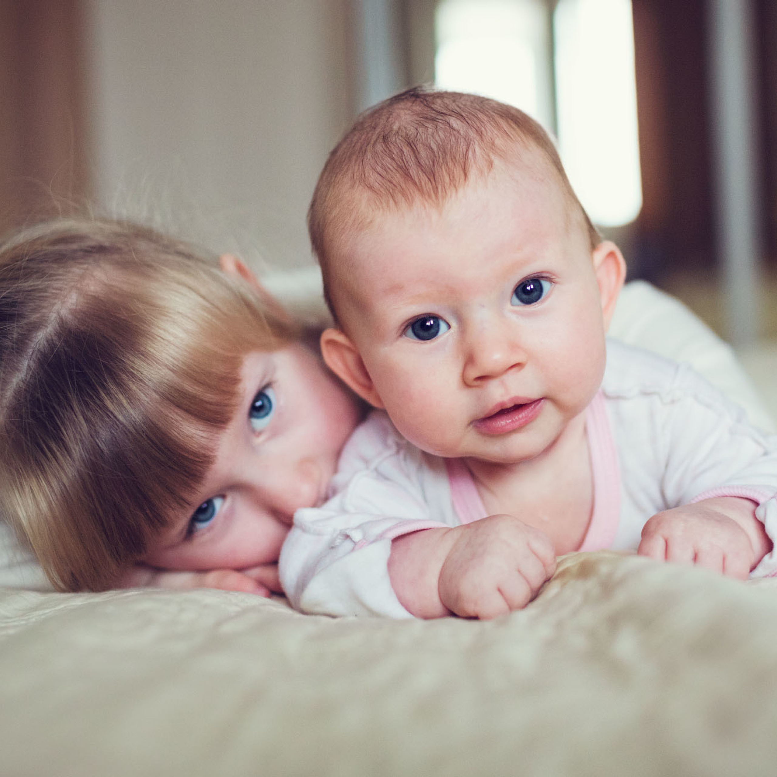 Домашняя семейная фотосессия с блинами. Фотограф в Москве Татьяна Байкова