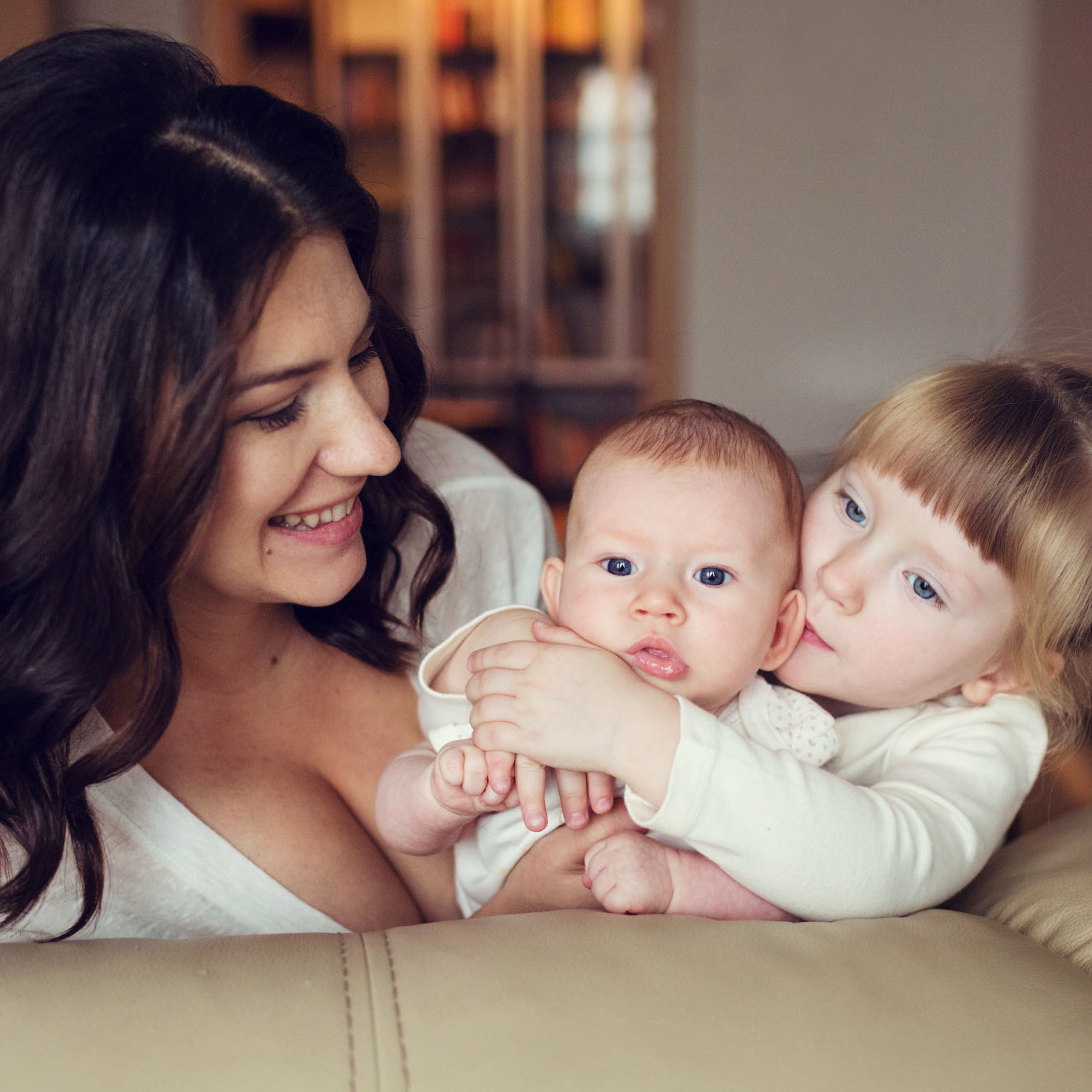 Домашняя семейная фотосессия с блинами. Фотограф в Москве Татьяна Байкова