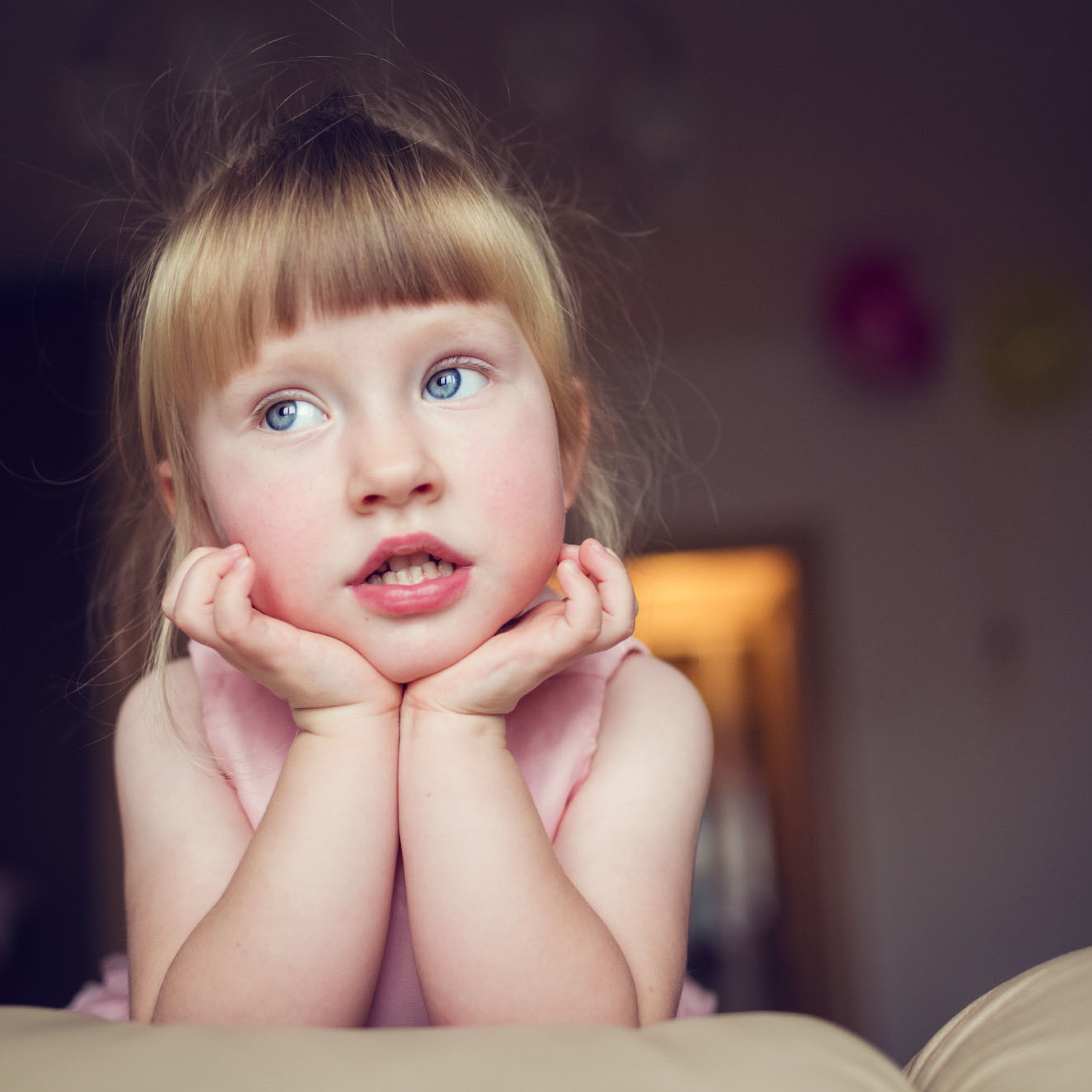 Домашняя семейная фотосессия с блинами. Фотограф в Москве Татьяна Байкова