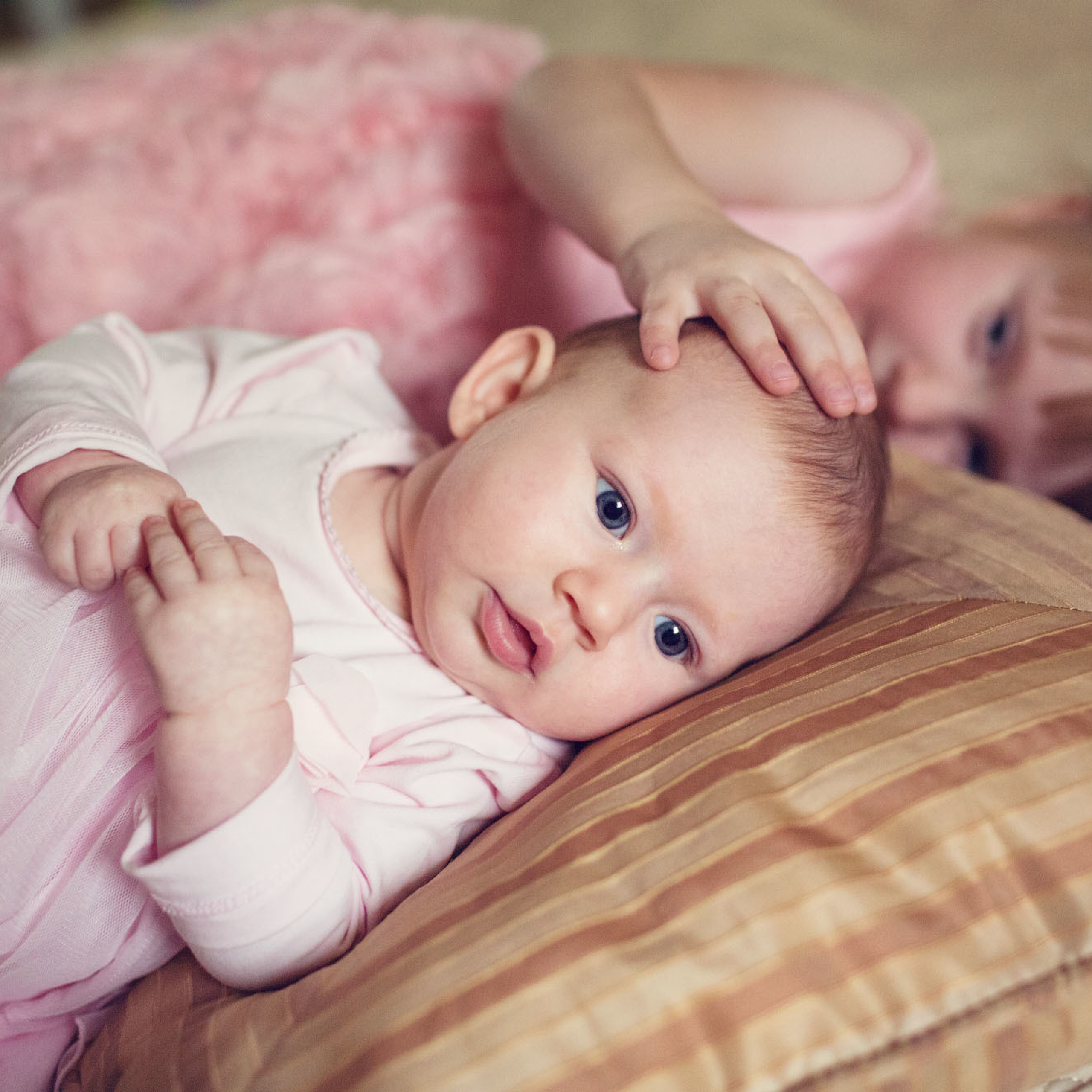 Домашняя семейная фотосессия с блинами. Фотограф в Москве Татьяна Байкова