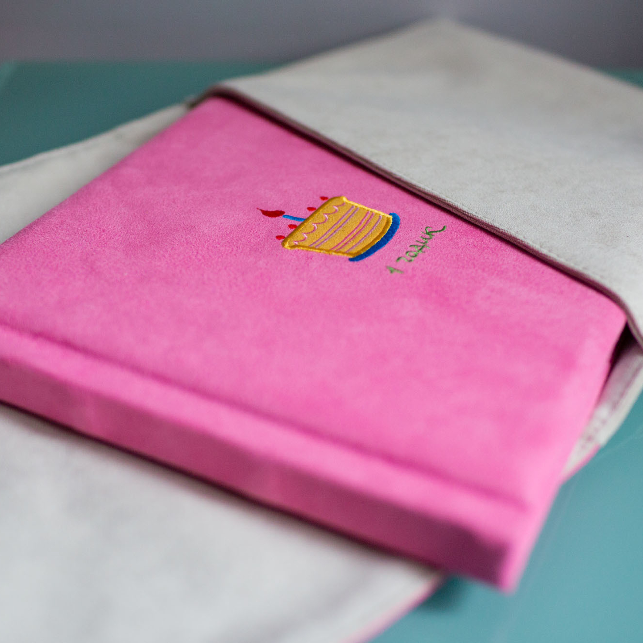 Детская фотокнига на годик. Фотограф в Москве Татьяна Байкова