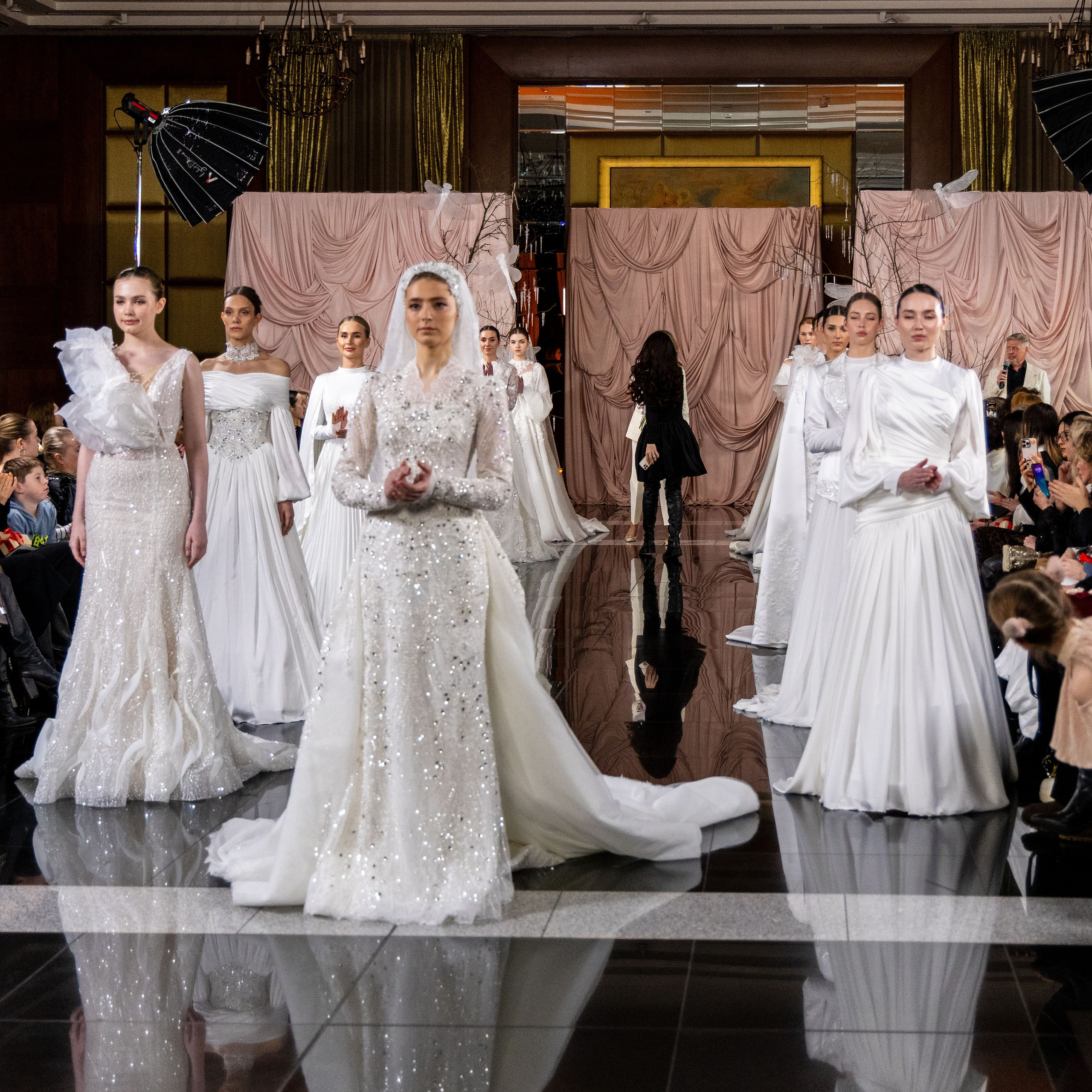 Главное платье 2026-2027. Портретный и семейный фотограф Санкт-Петербург