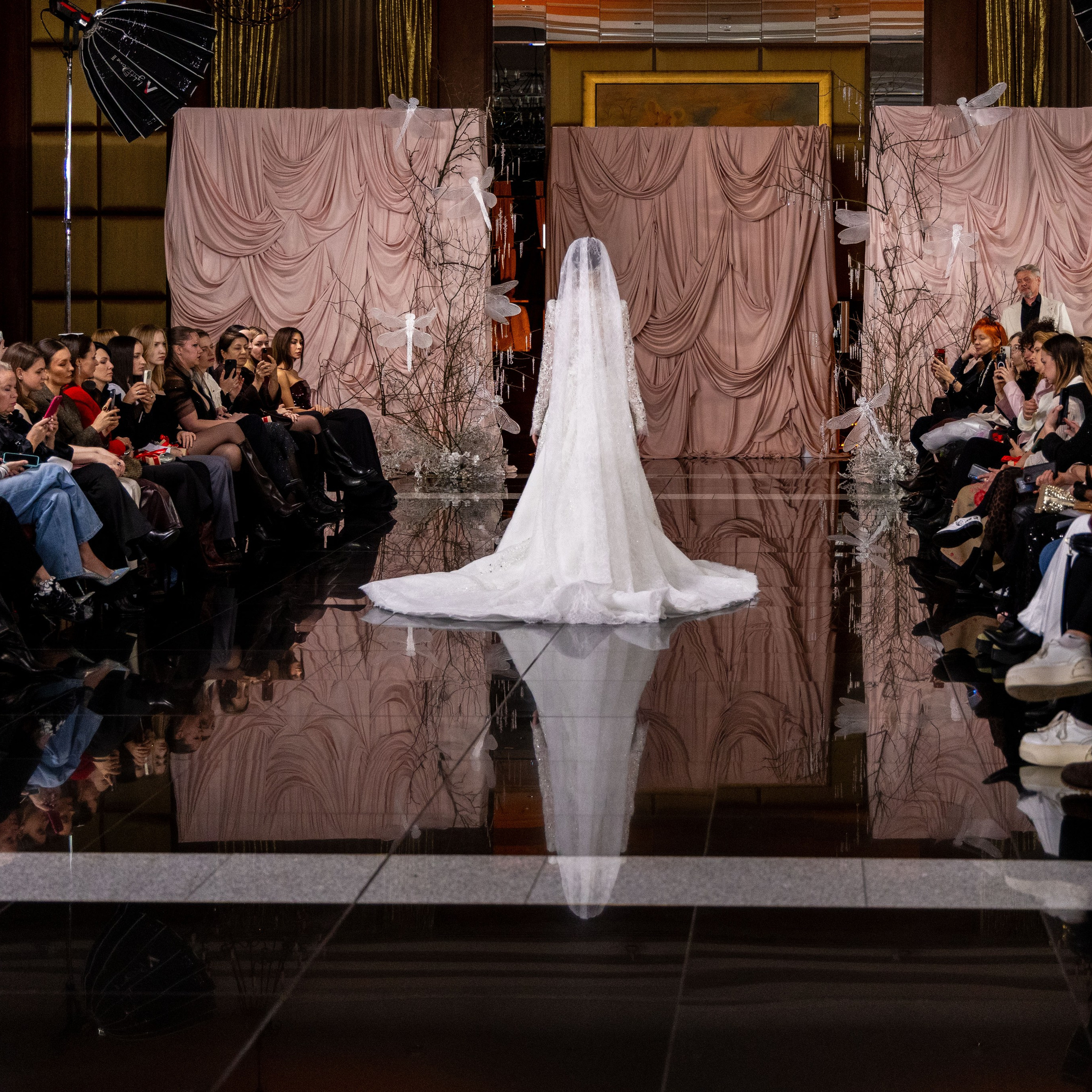 Главное платье 2026-2027. Портретный и семейный фотограф Санкт-Петербург