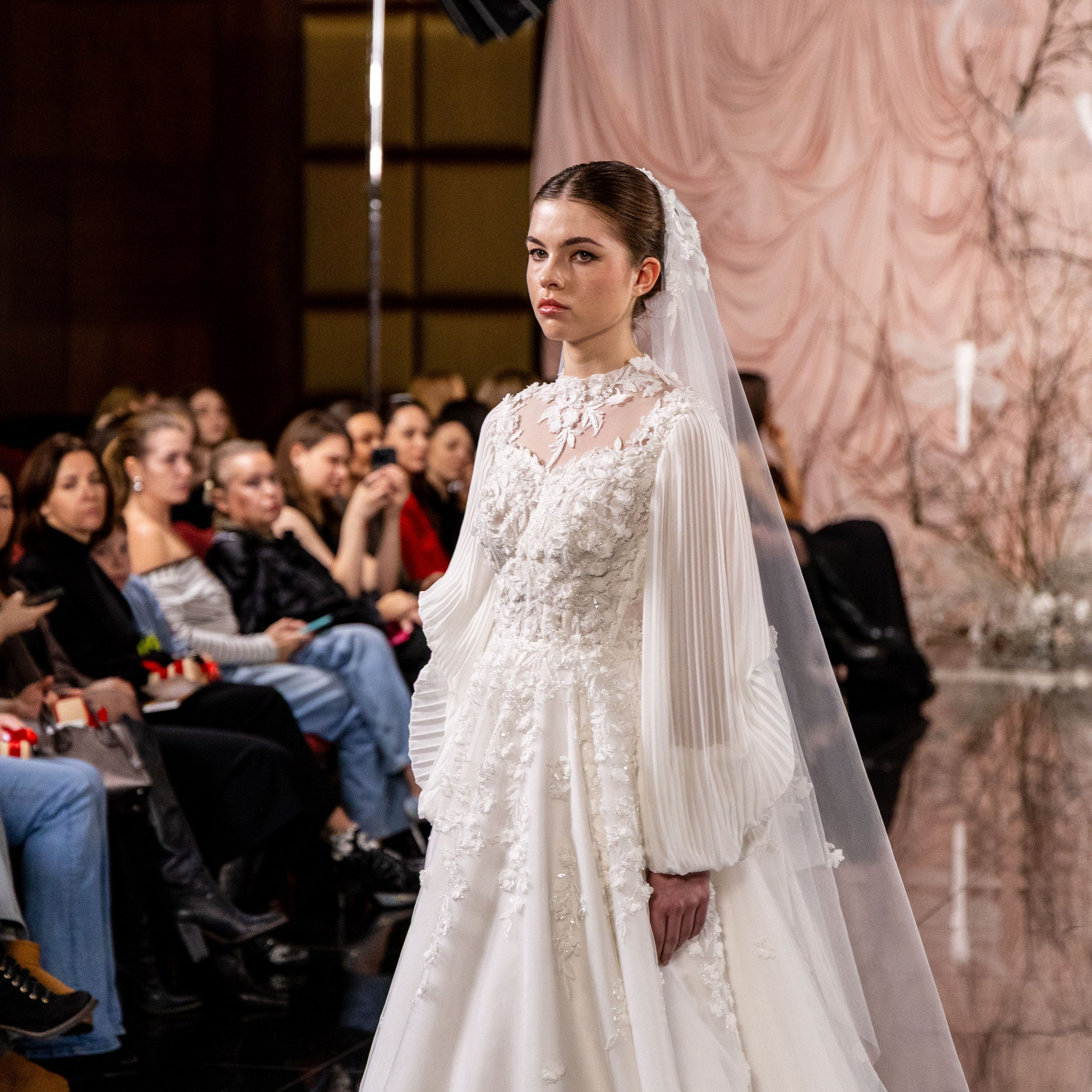 Главное платье 2026-2027. Портретный и семейный фотограф Санкт-Петербург