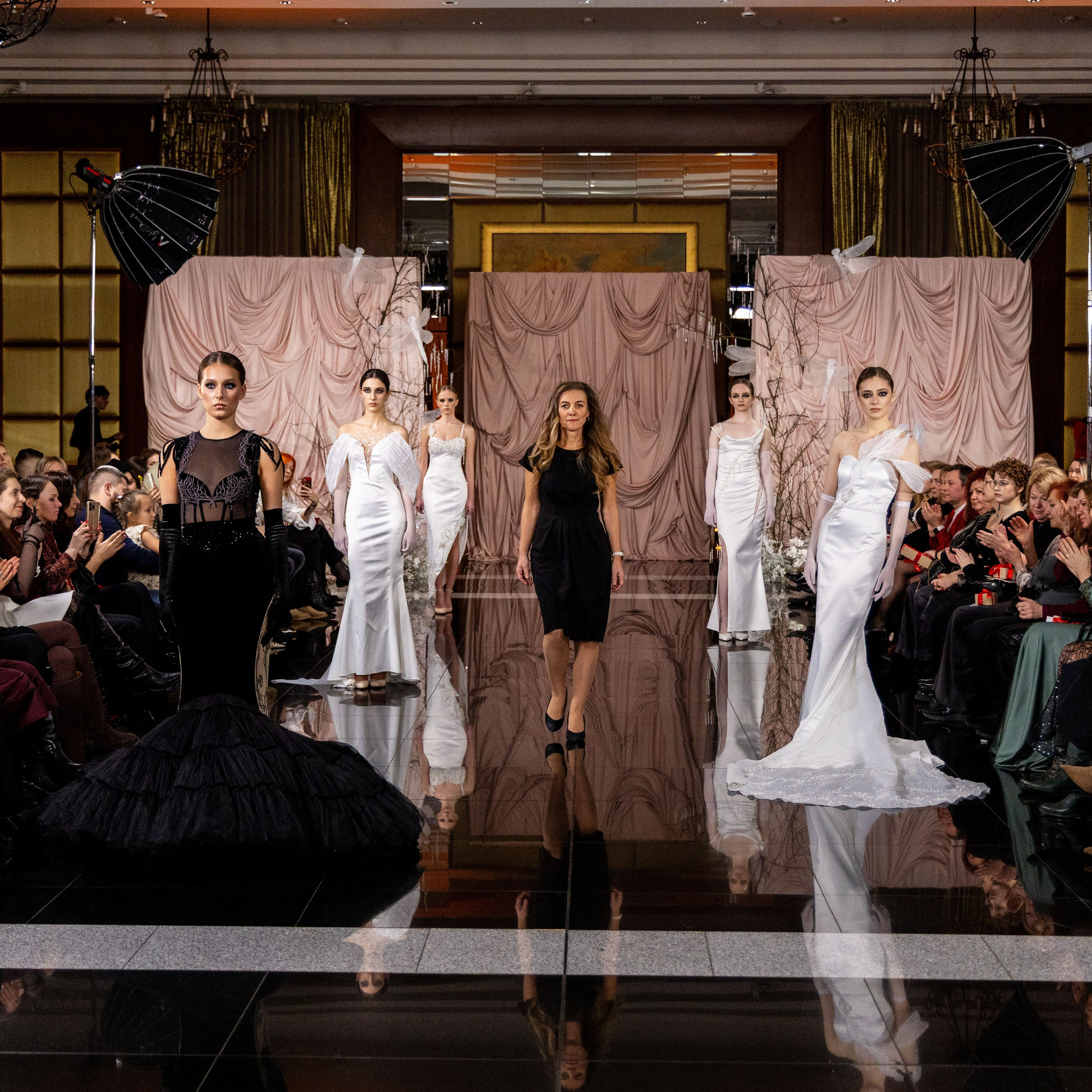 Главное платье 2026-2027. Портретный и семейный фотограф Санкт-Петербург