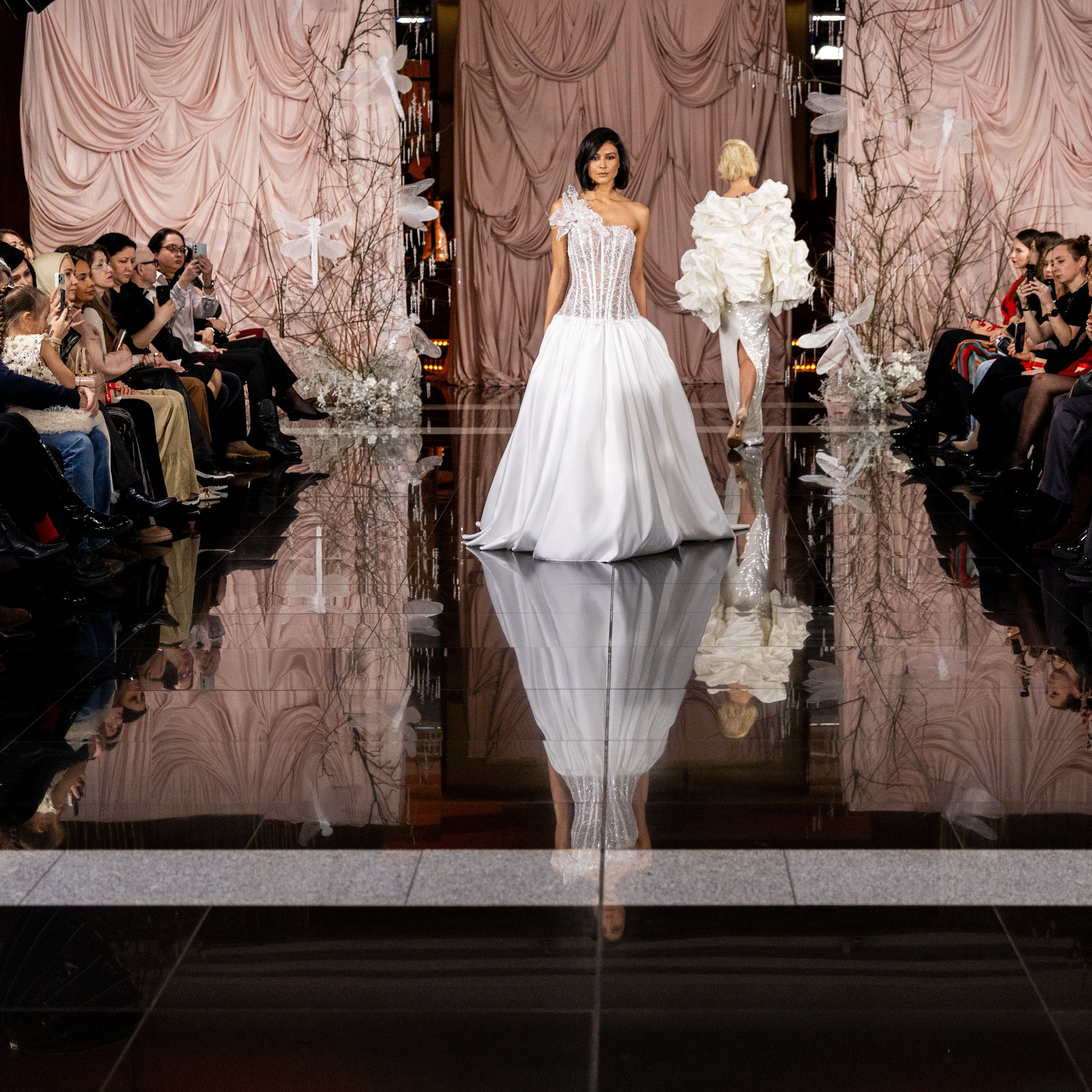 Главное платье 2026-2027. Портретный и семейный фотограф Санкт-Петербург