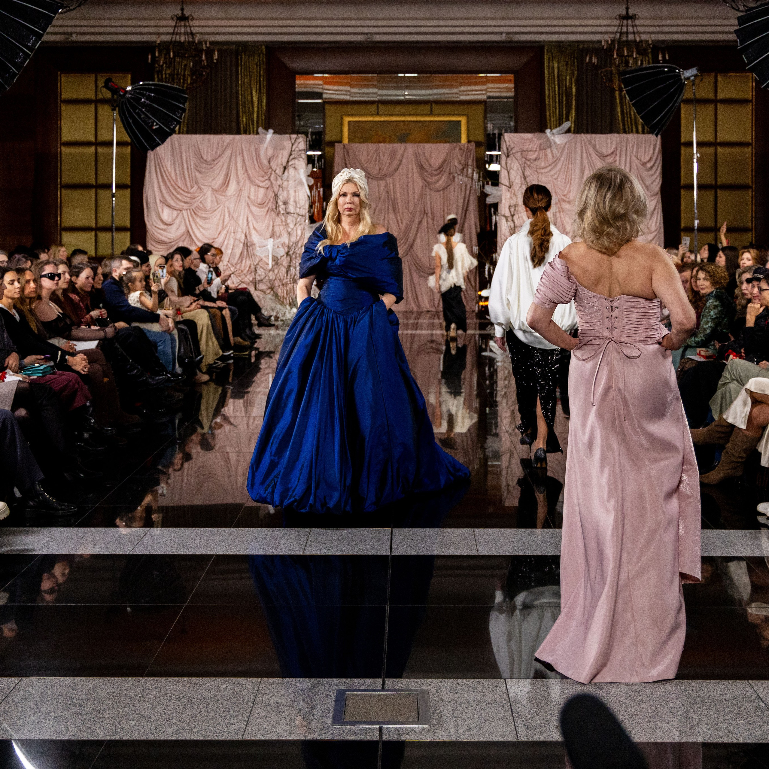 Главное платье 2026-2027. Портретный и семейный фотограф Санкт-Петербург