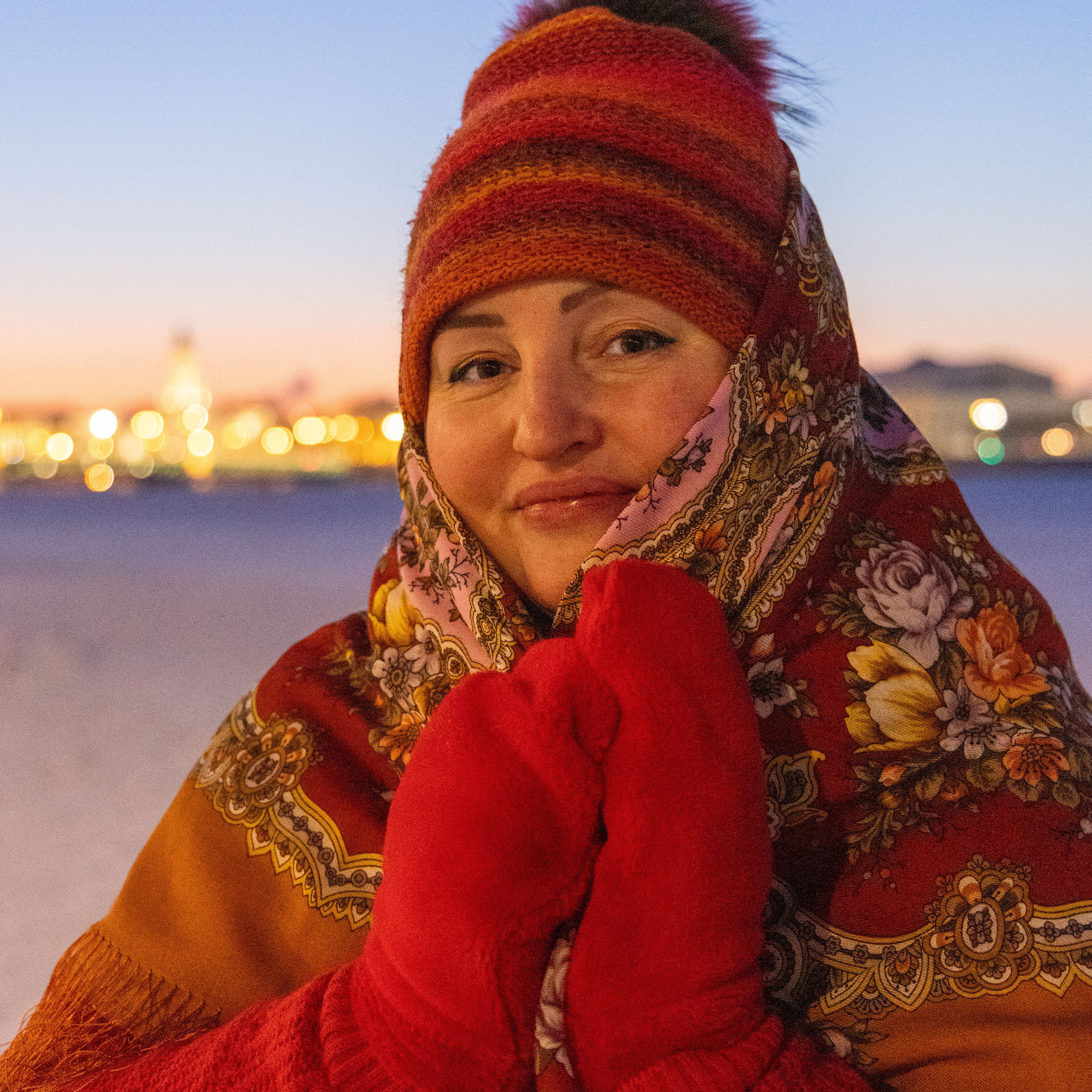 Юля пешком по льдам Питера. Портретный и семейный фотограф Санкт-Петербург