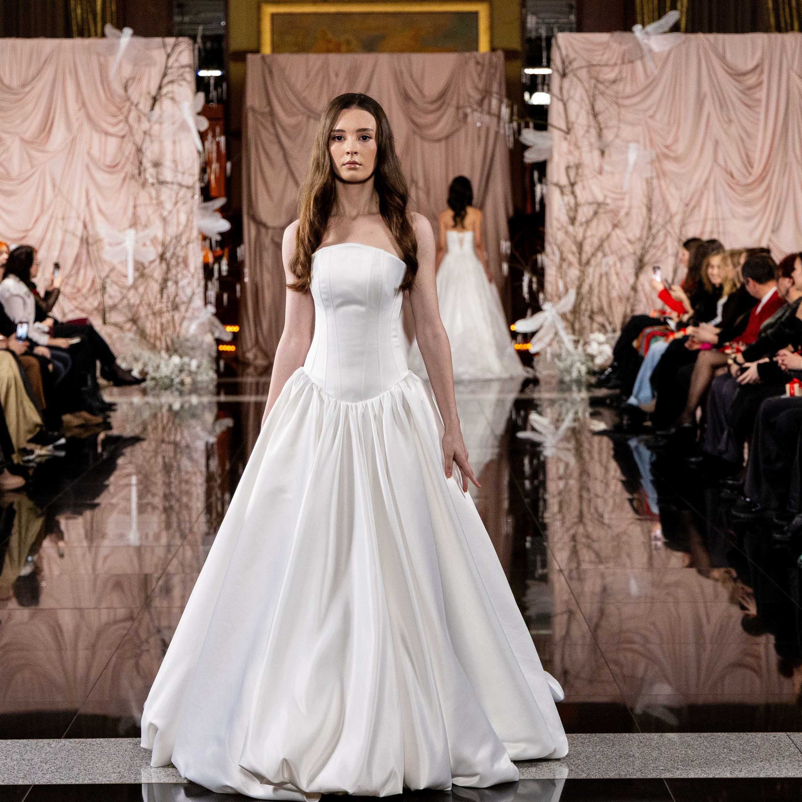 Главное платье 2026-2027. Портретный и семейный фотограф Санкт-Петербург