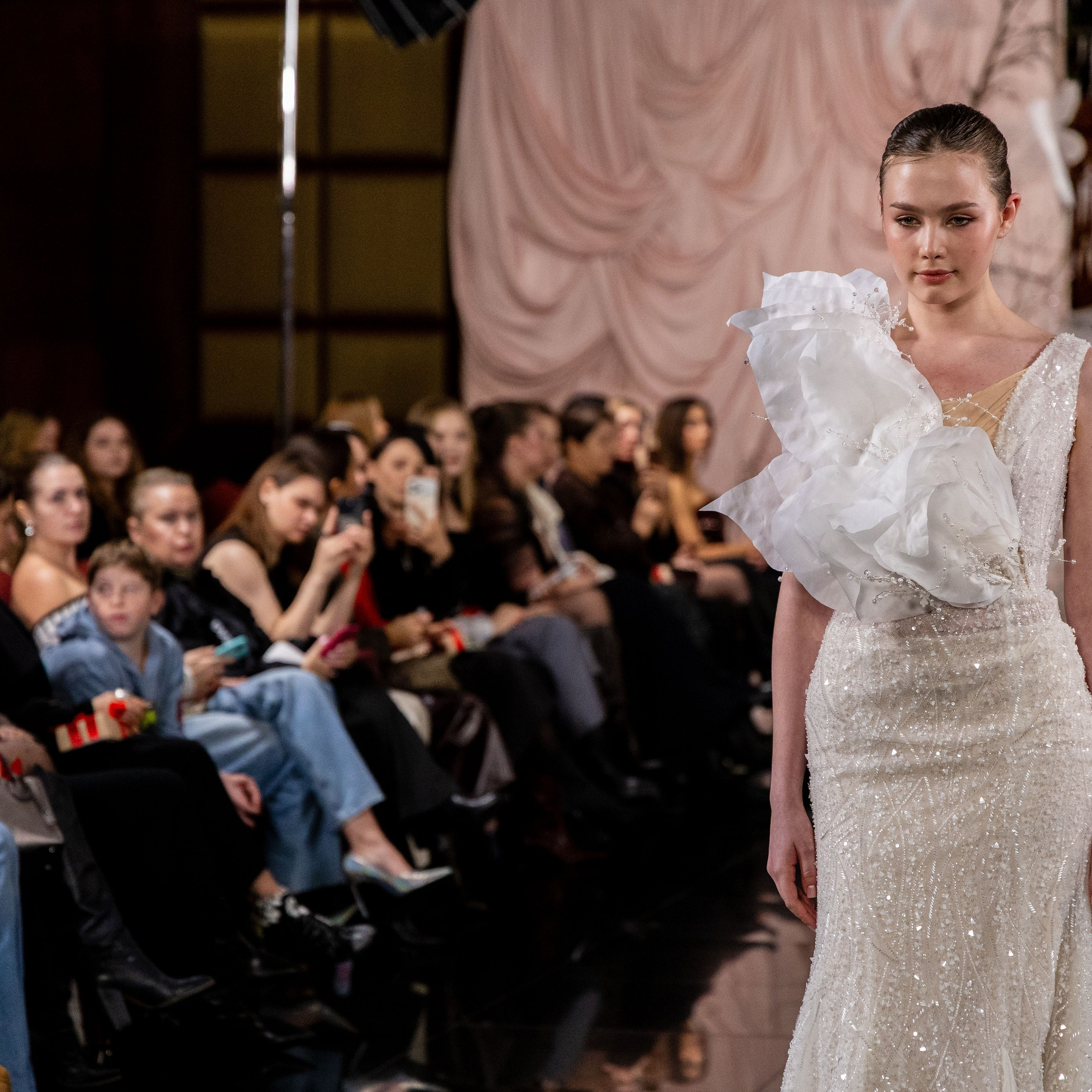 Главное платье 2026-2027. Портретный и семейный фотограф Санкт-Петербург