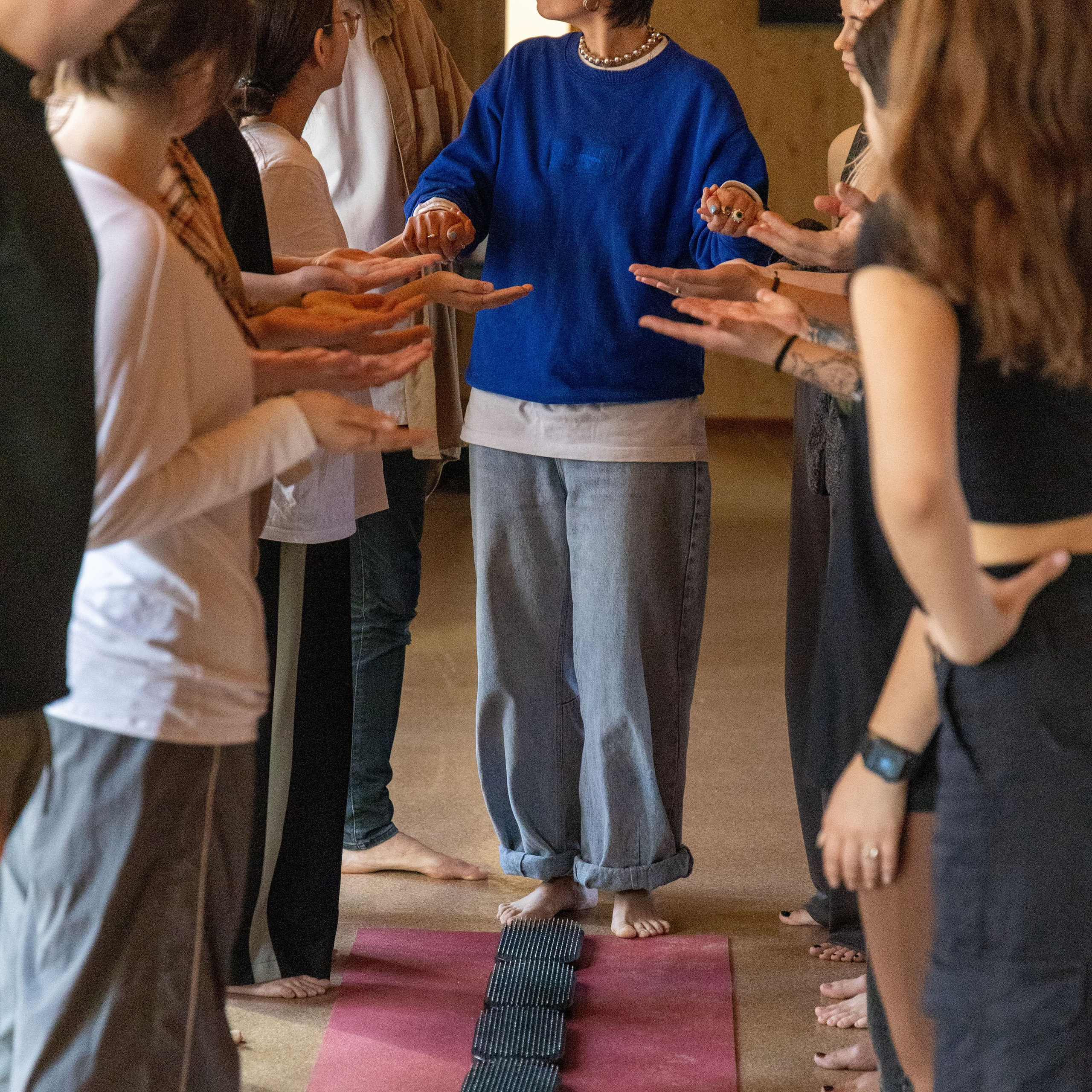 Йогалаборатория Вызд апрель 2025. Портретный и семейный фотограф Санкт-Петербург