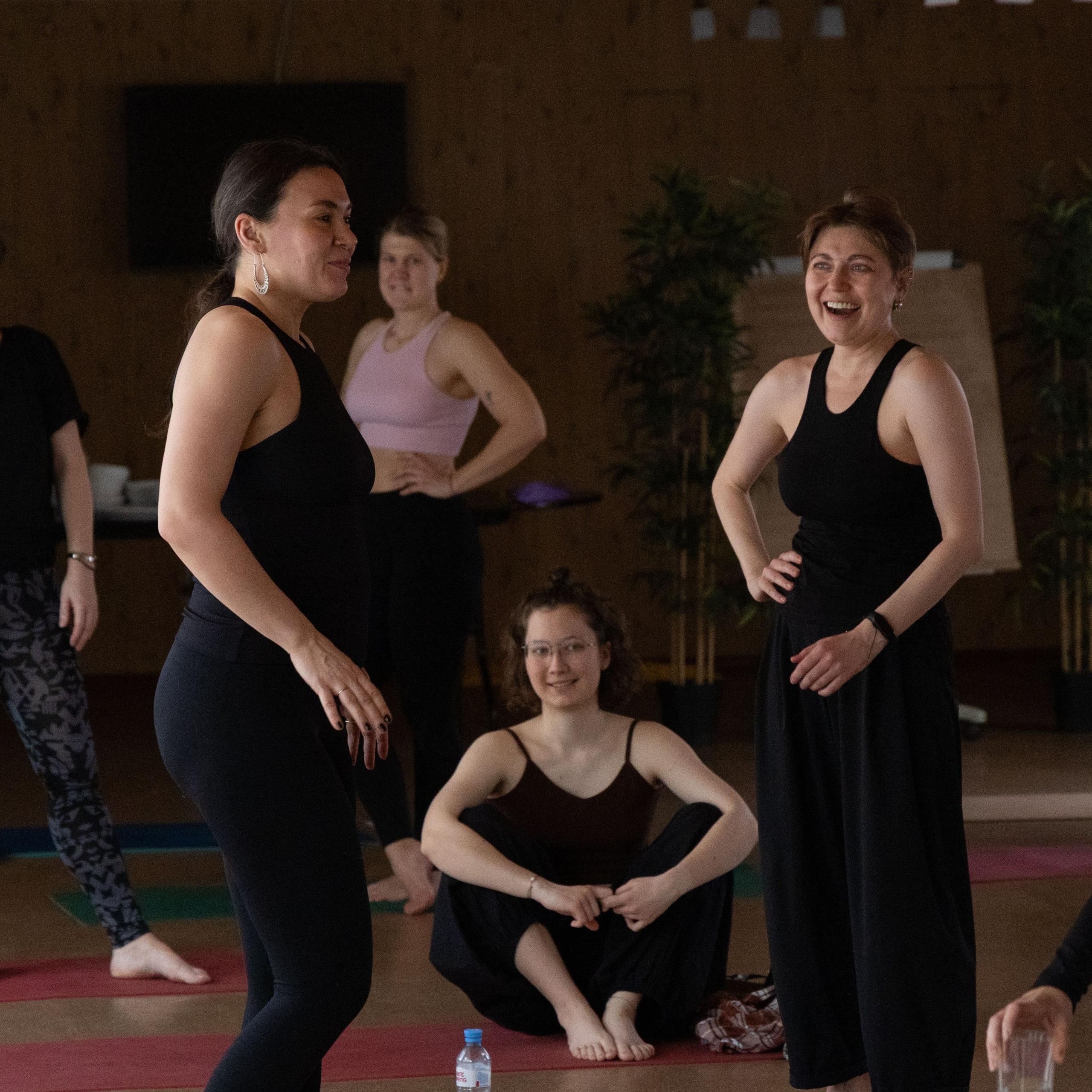 Ретрит с Йоглаборатория февраль 2026. Портретный и семейный фотограф Санкт-Петербург