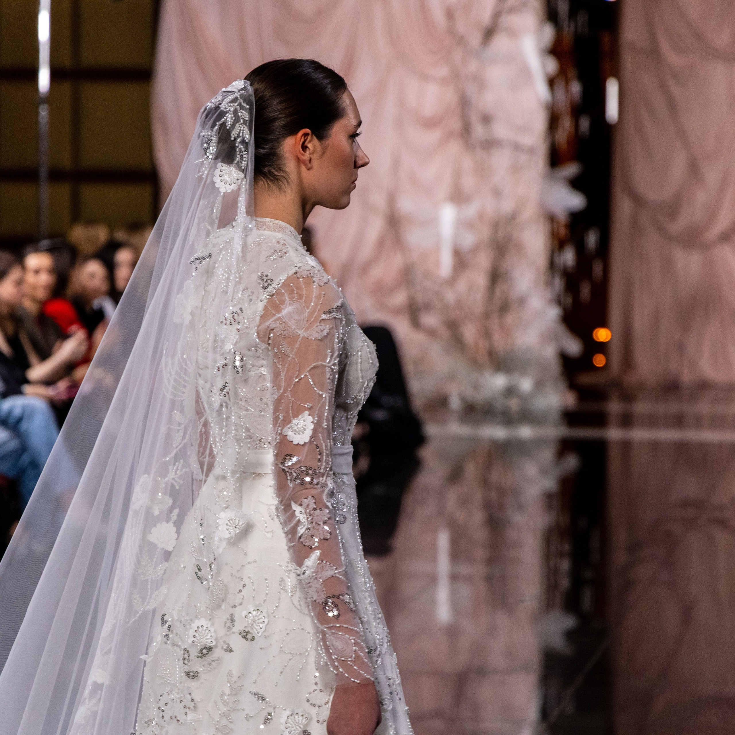 Главное платье 2026-2027. Портретный и семейный фотограф Санкт-Петербург