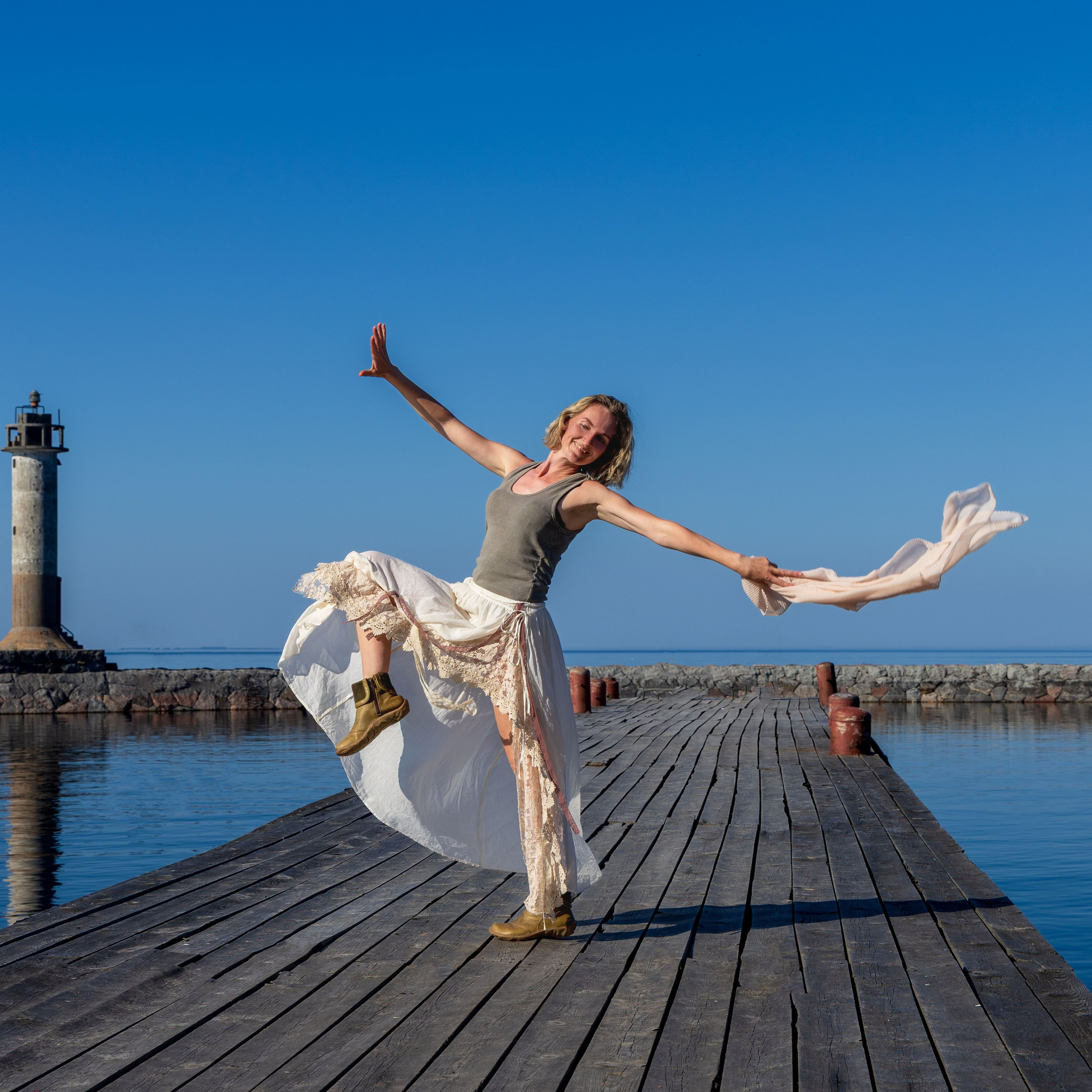 Юля на маяке. Портретный и семейный фотограф Санкт-Петербург