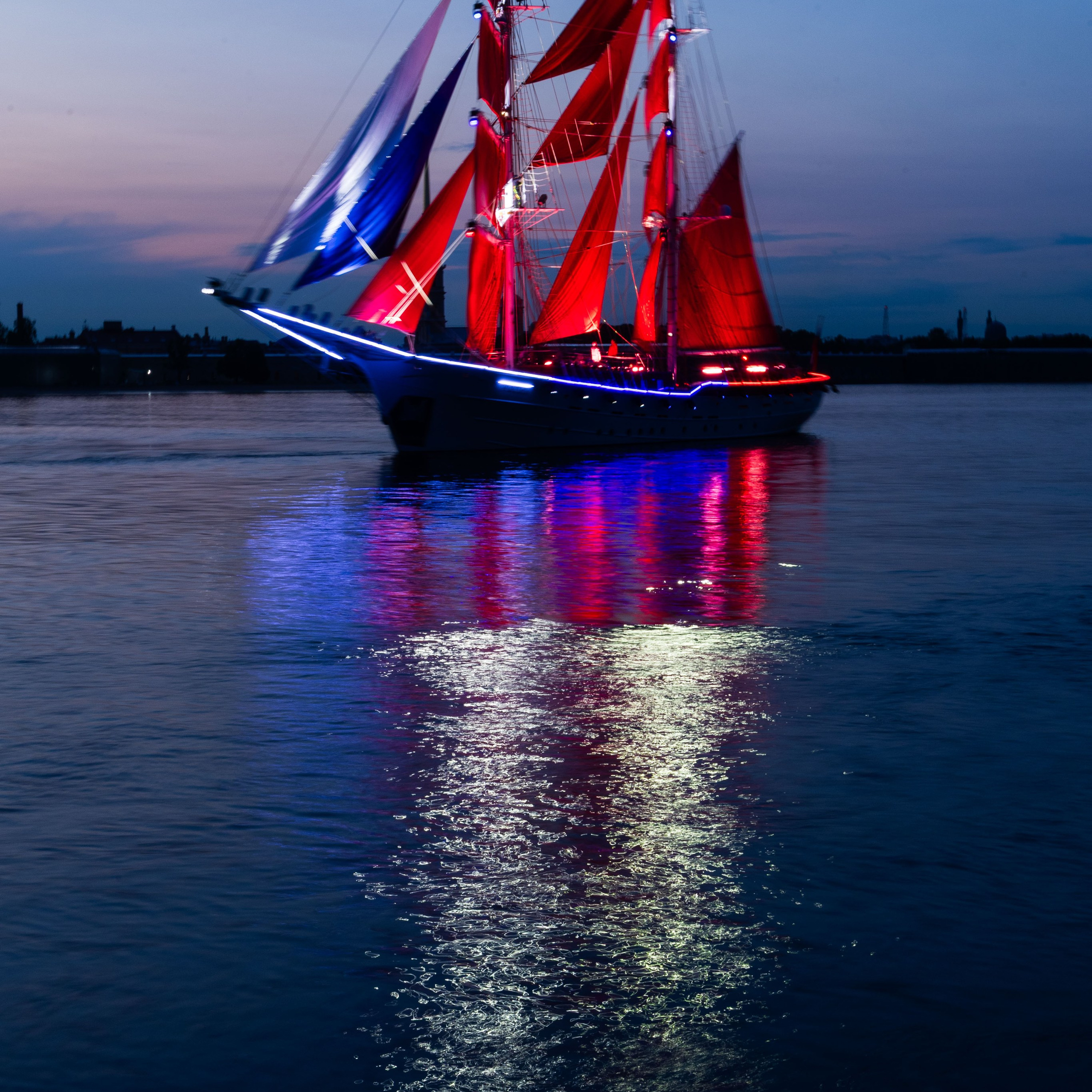 Алые преалые паруса 2025. Портретный и семейный фотограф Санкт-Петербург