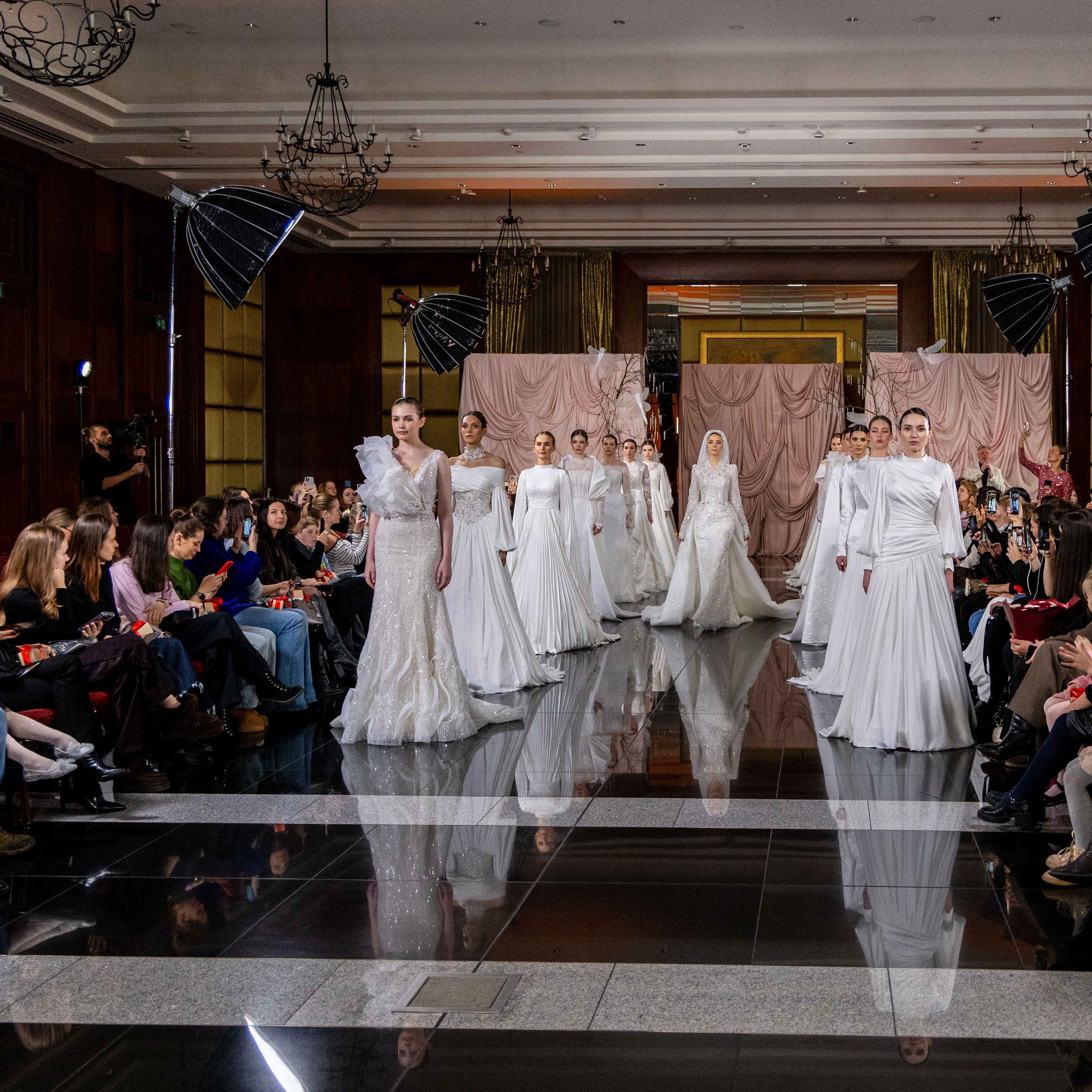 Главное платье 2026-2027. Портретный и семейный фотограф Санкт-Петербург