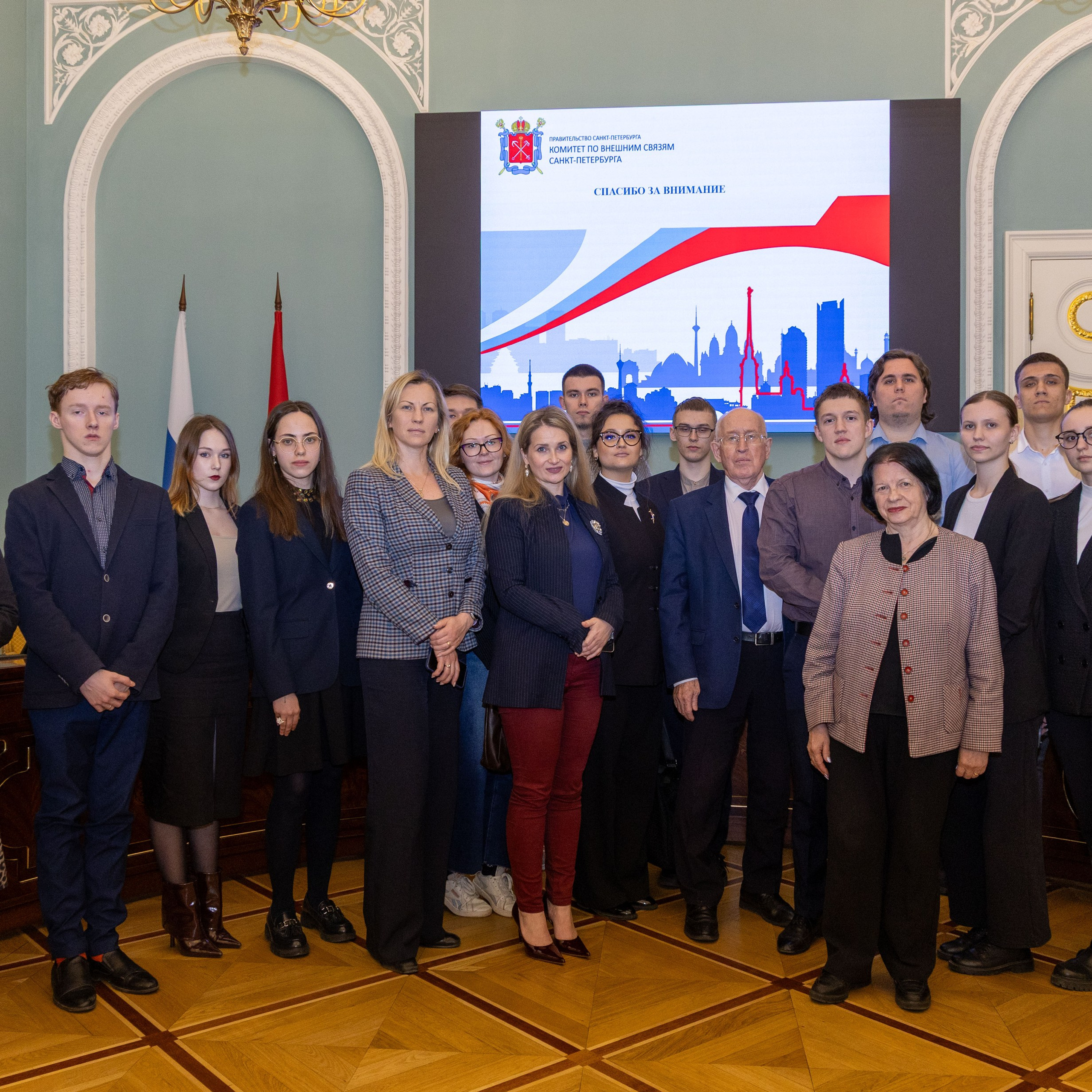 Кружок молодого дипломата. Портретный и семейный фотограф Санкт-Петербург