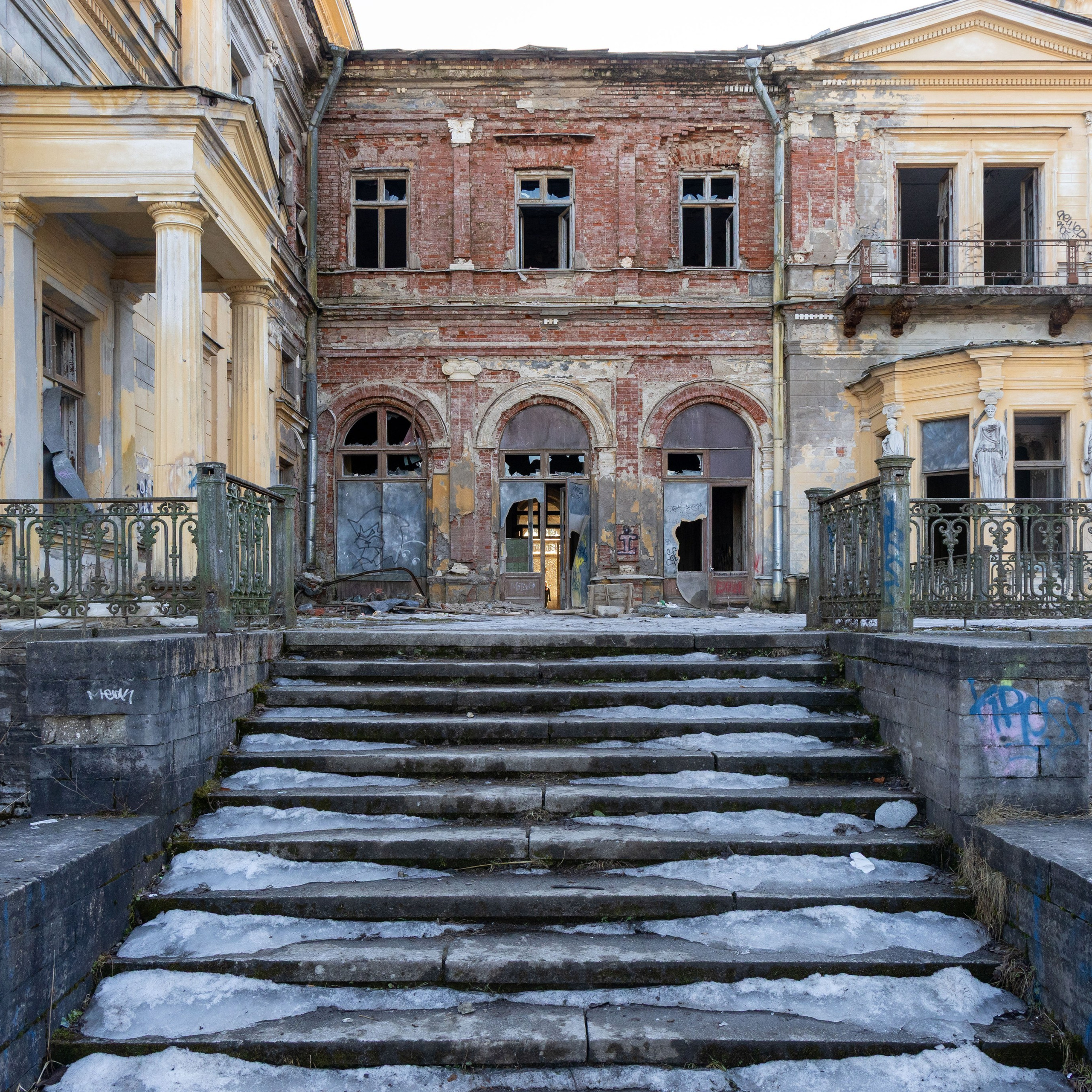 Дворец князя Михаила. Портретный и семейный фотограф Санкт-Петербург