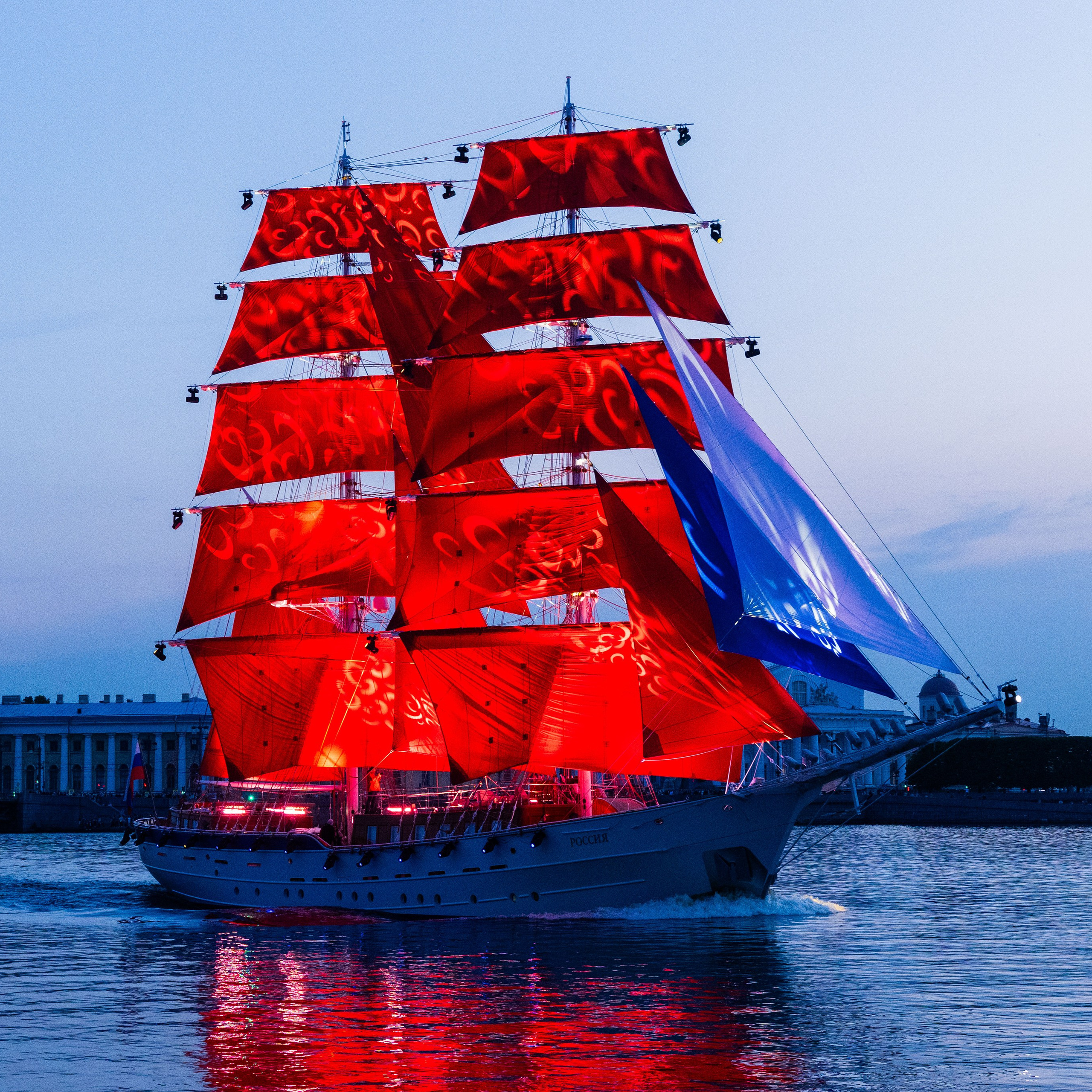 Алые преалые паруса 2025. Портретный и семейный фотограф Санкт-Петербург