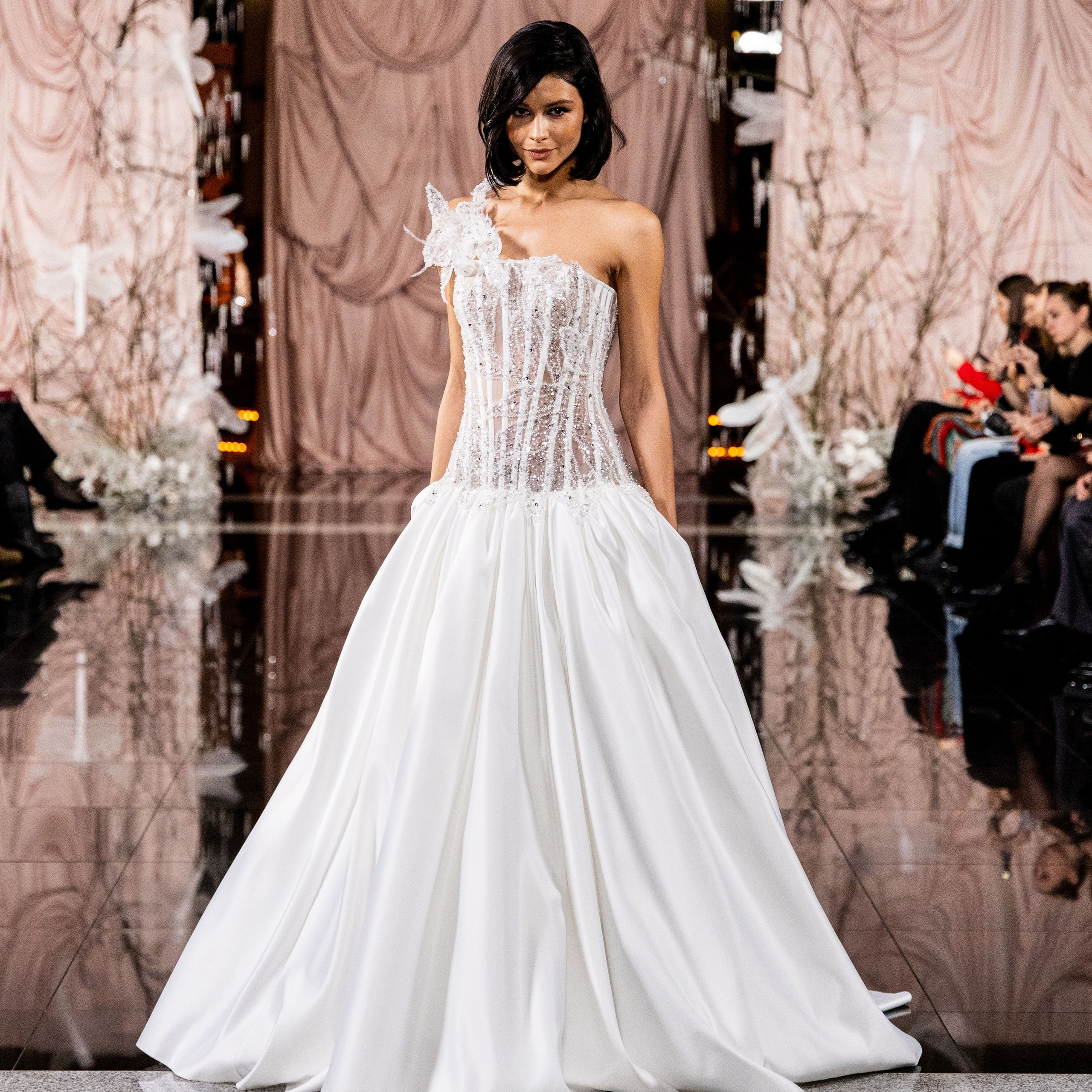 Главное платье 2026-2027. Портретный и семейный фотограф Санкт-Петербург