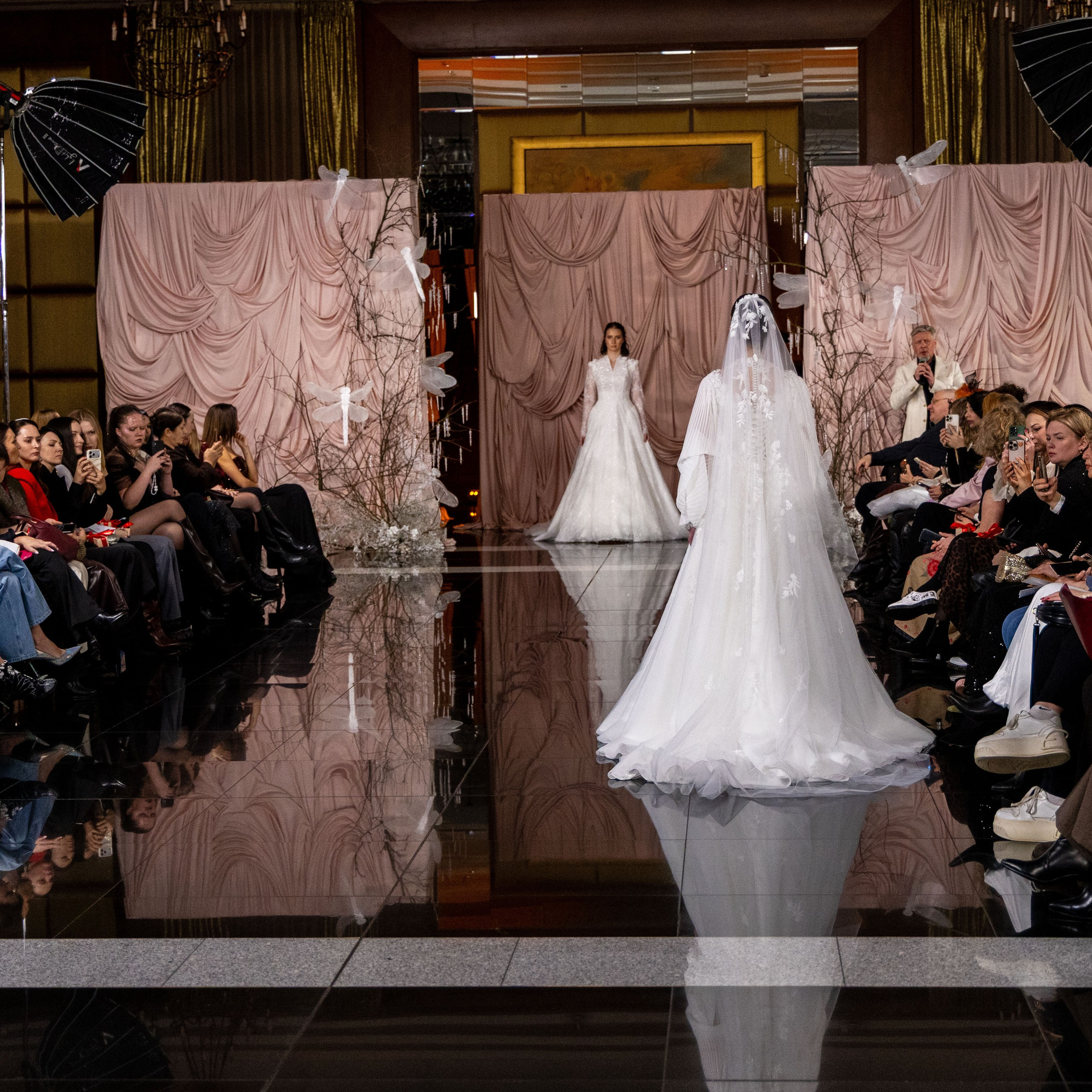 Главное платье 2026-2027. Портретный и семейный фотограф Санкт-Петербург