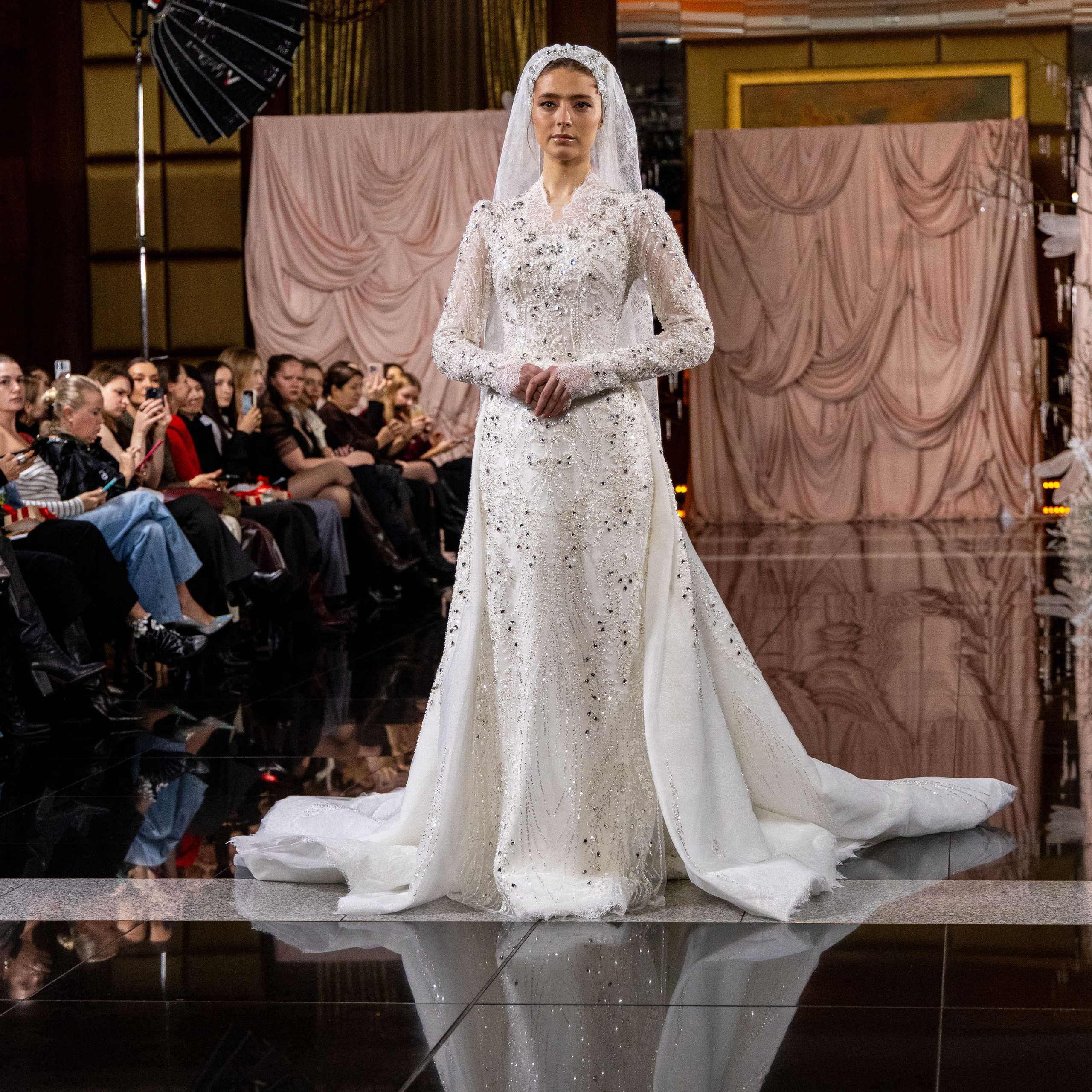 Главное платье 2026-2027. Портретный и семейный фотограф Санкт-Петербург