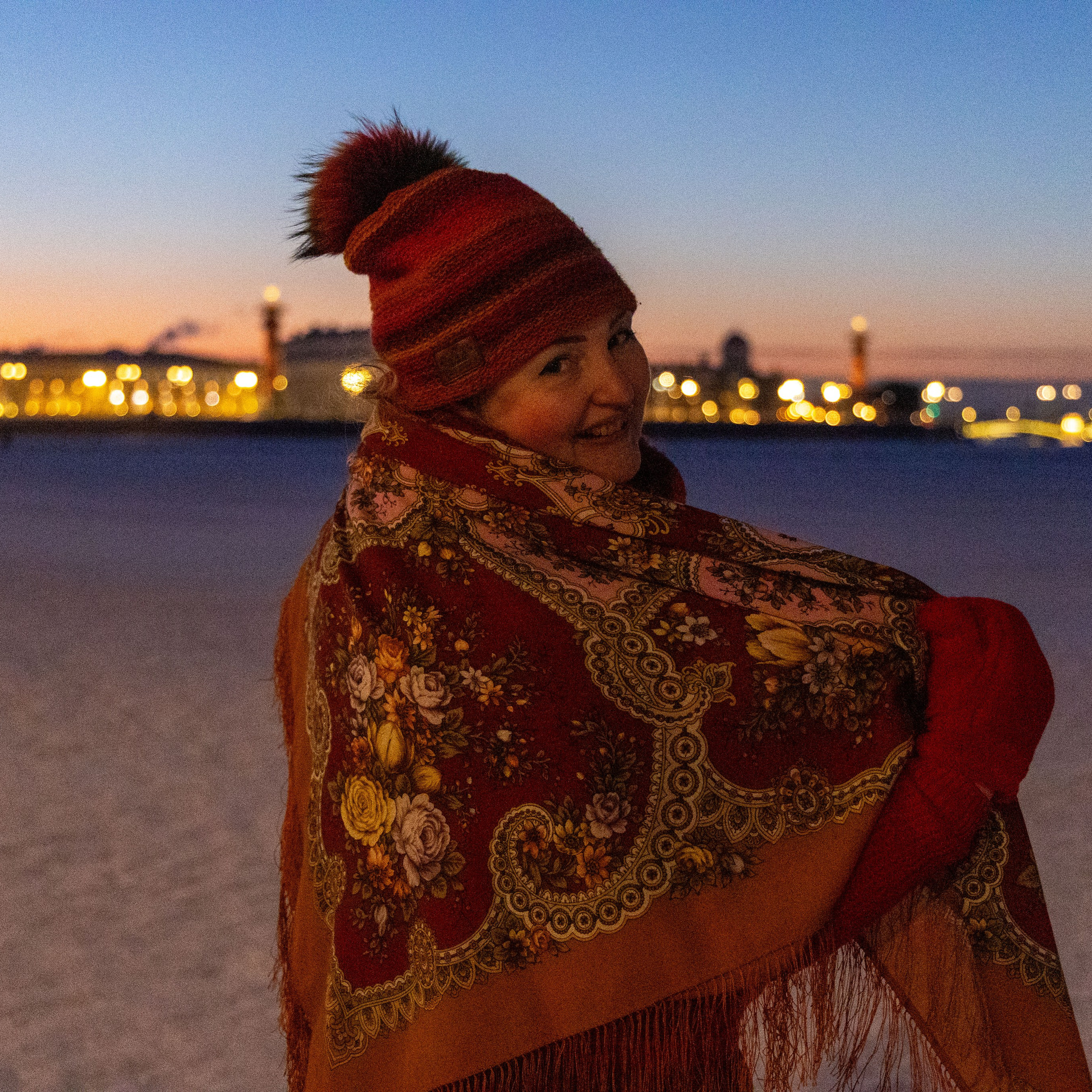 Юля пешком по льдам Питера. Портретный и семейный фотограф Санкт-Петербург