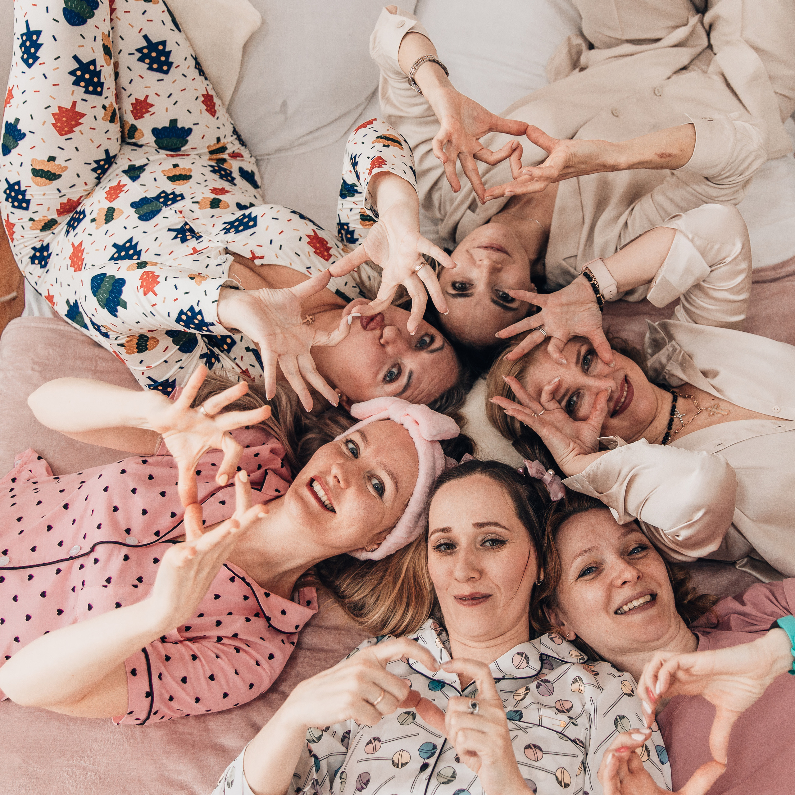 День рождения — пижамная вечеринка.