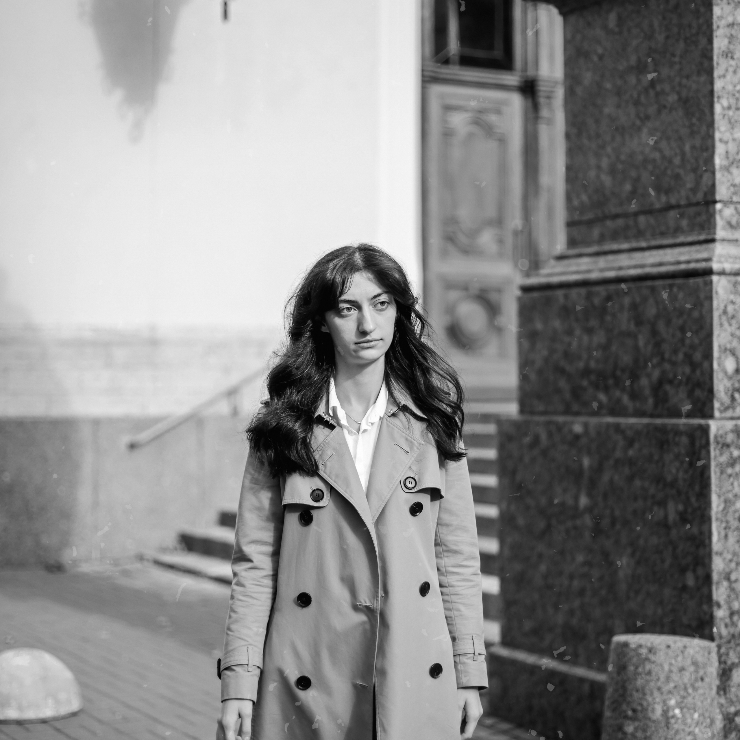 Фотосессия мамы и взрослой дочки в студии Skypoint на Б. Конюшенной 12. Детский, свадебный и семейный фотограф Юлия Курбатова, Санкт-Петербург