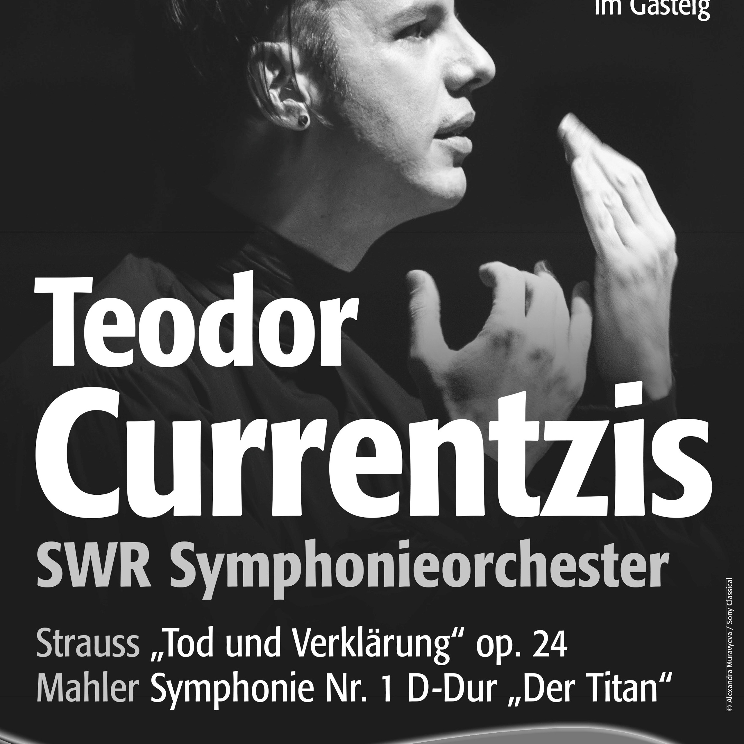 ABOUT ME. Visual artist and photographer Alexandra Muravyeva