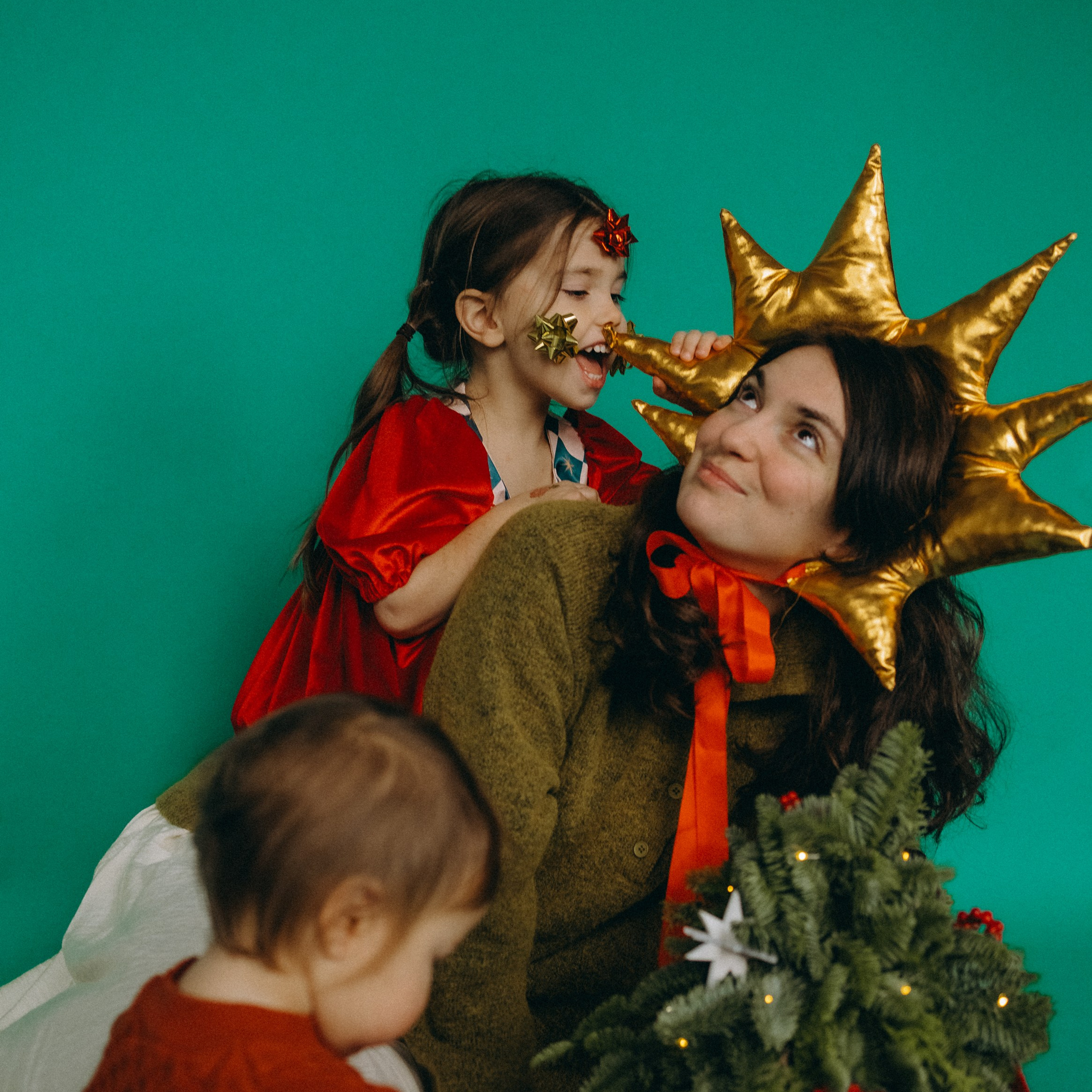 Женя, Мия, Нина