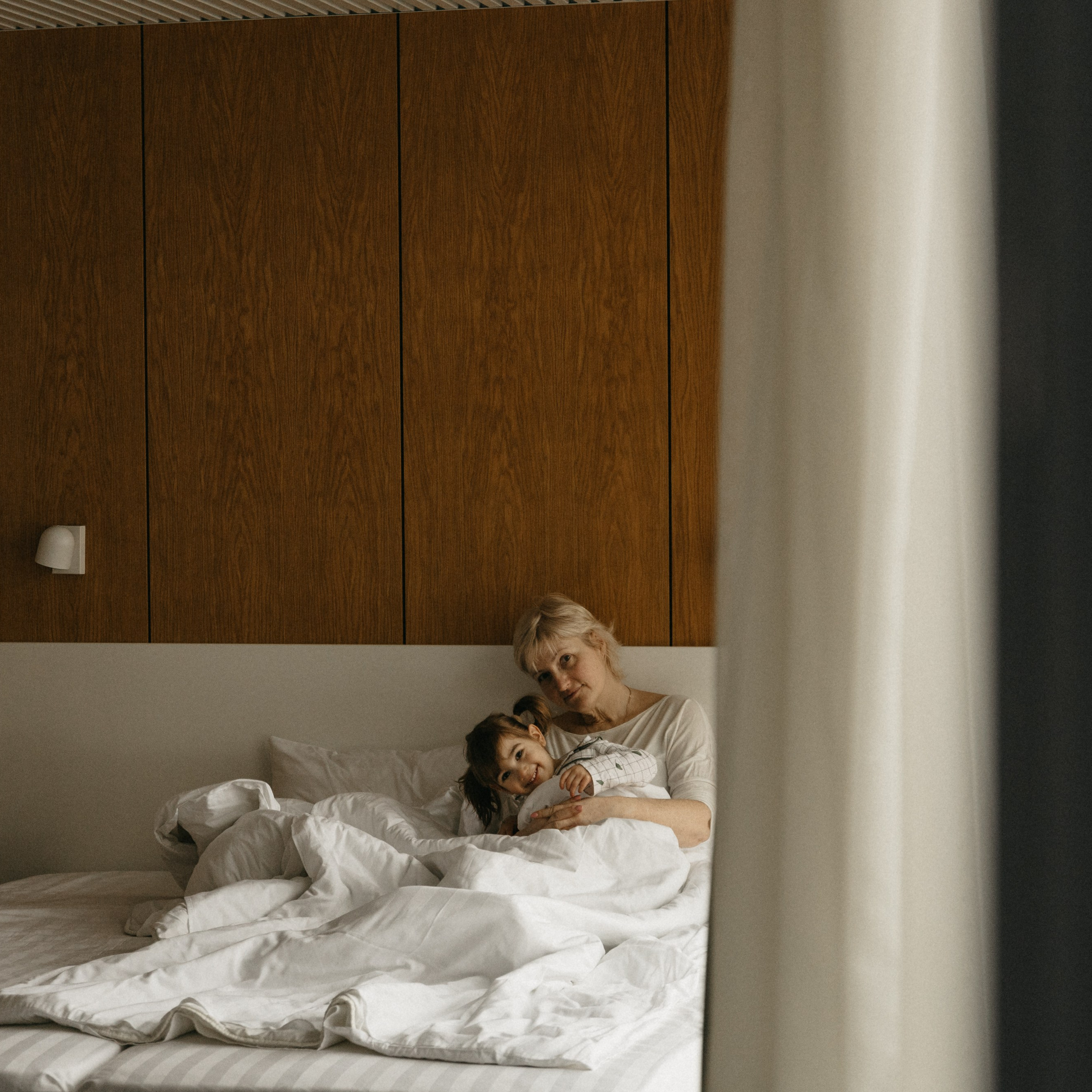 Оля и Василиса