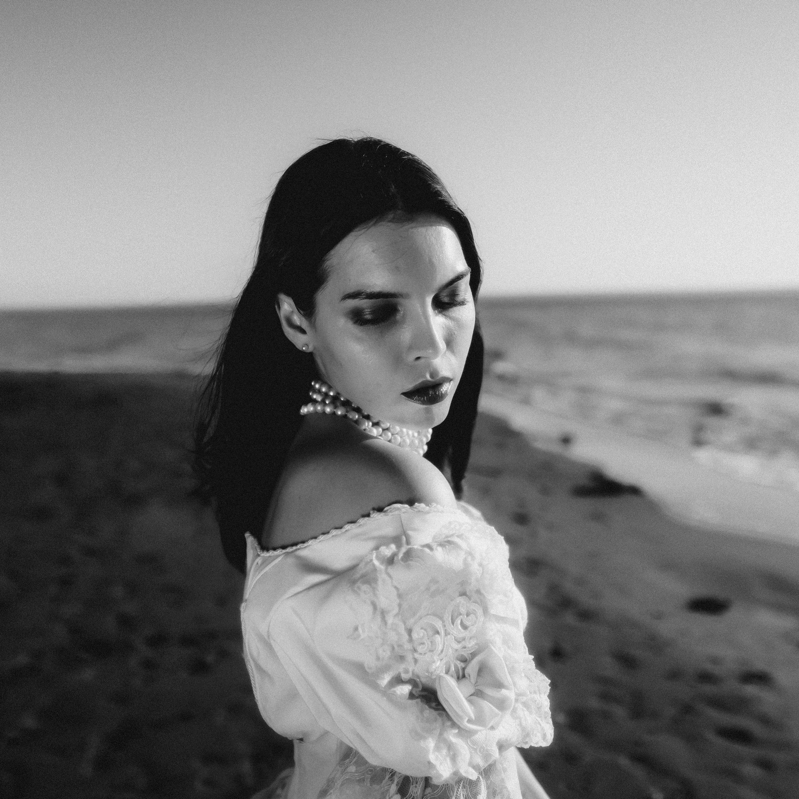 А на небе только и разговоров, что о море и о закате