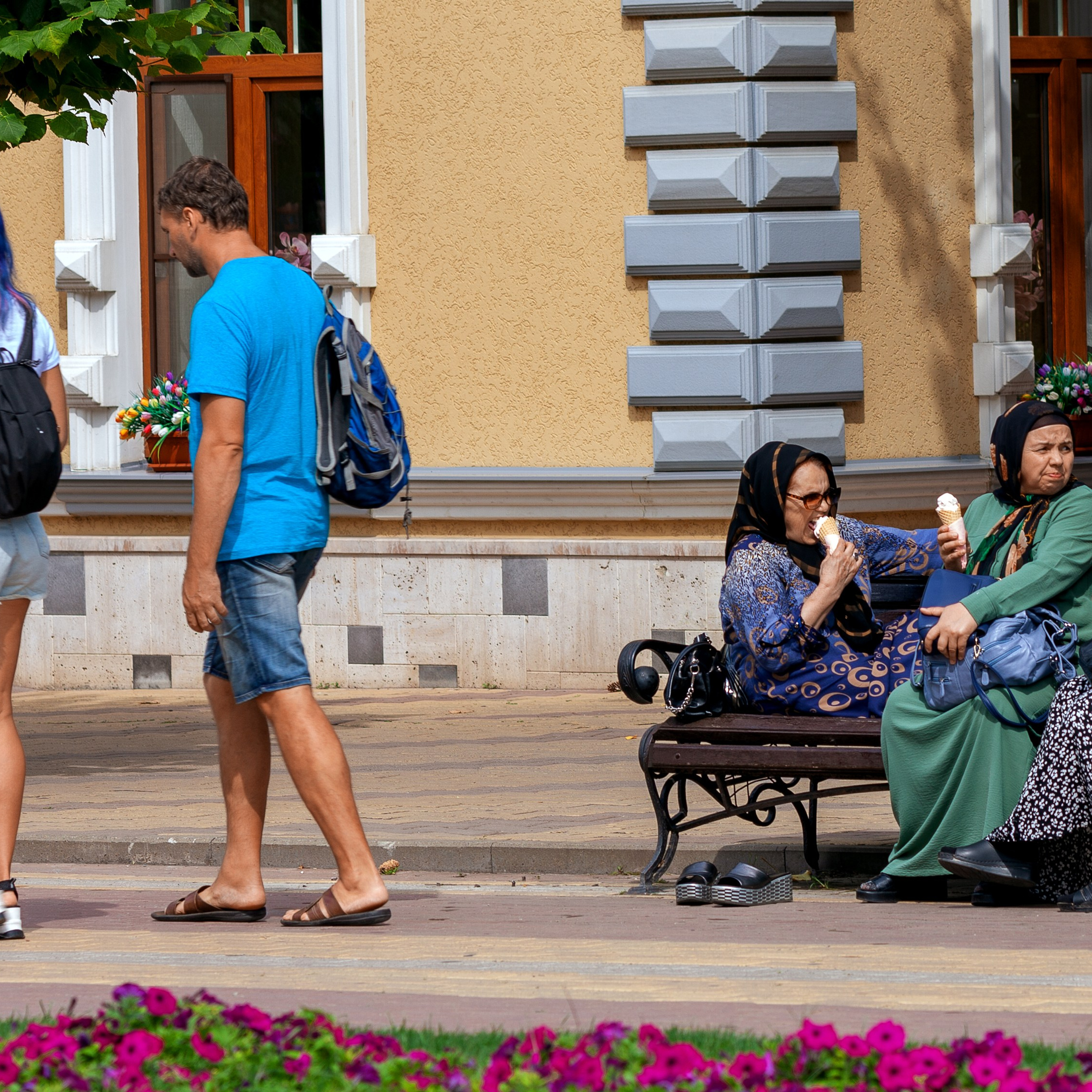 Городская жизнь.