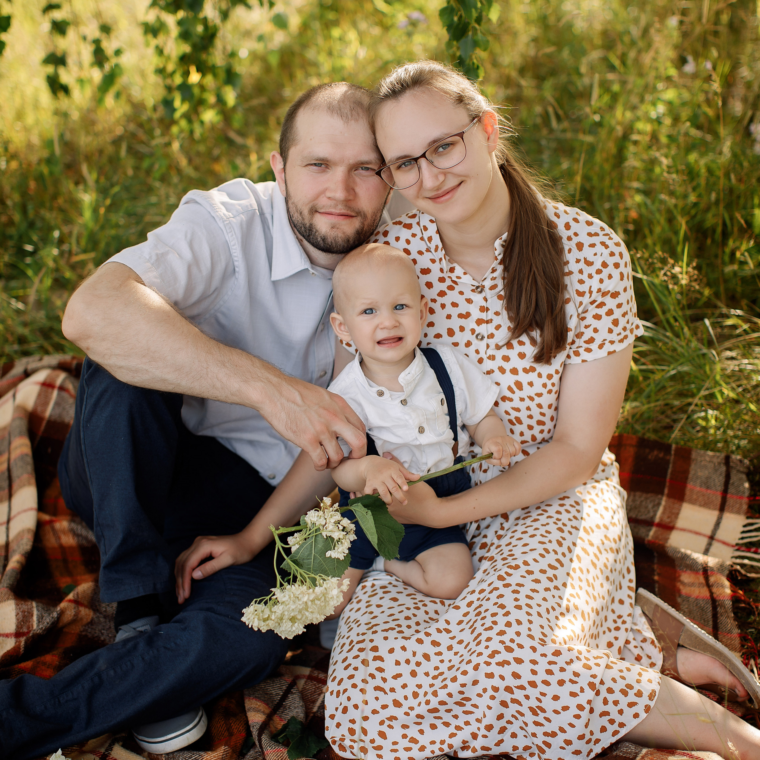 Семейная съёмка за городом