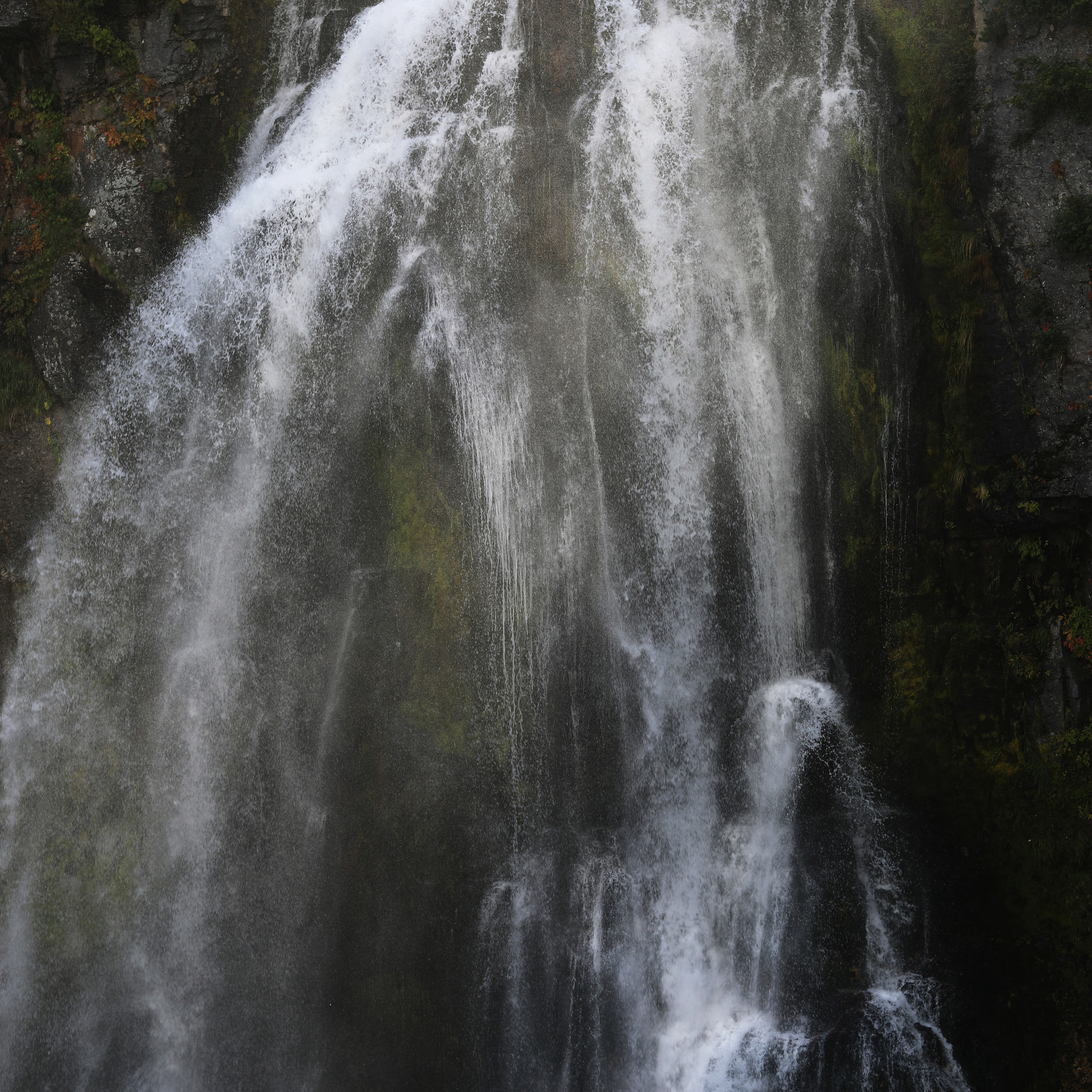 Камчатка. Водопад на ручье Спокойном