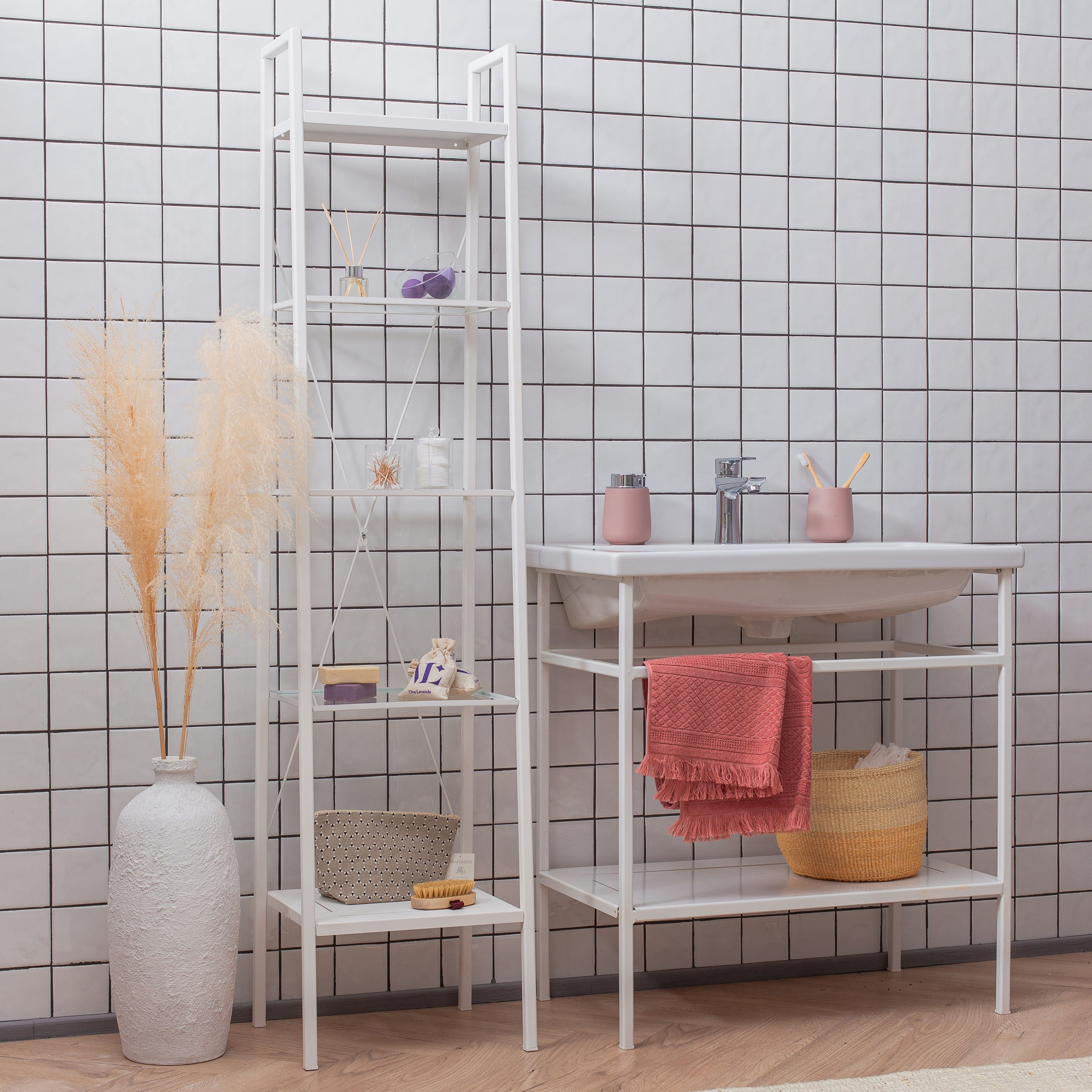 Ulitka — производитель мебели и аксессуаров для ванны