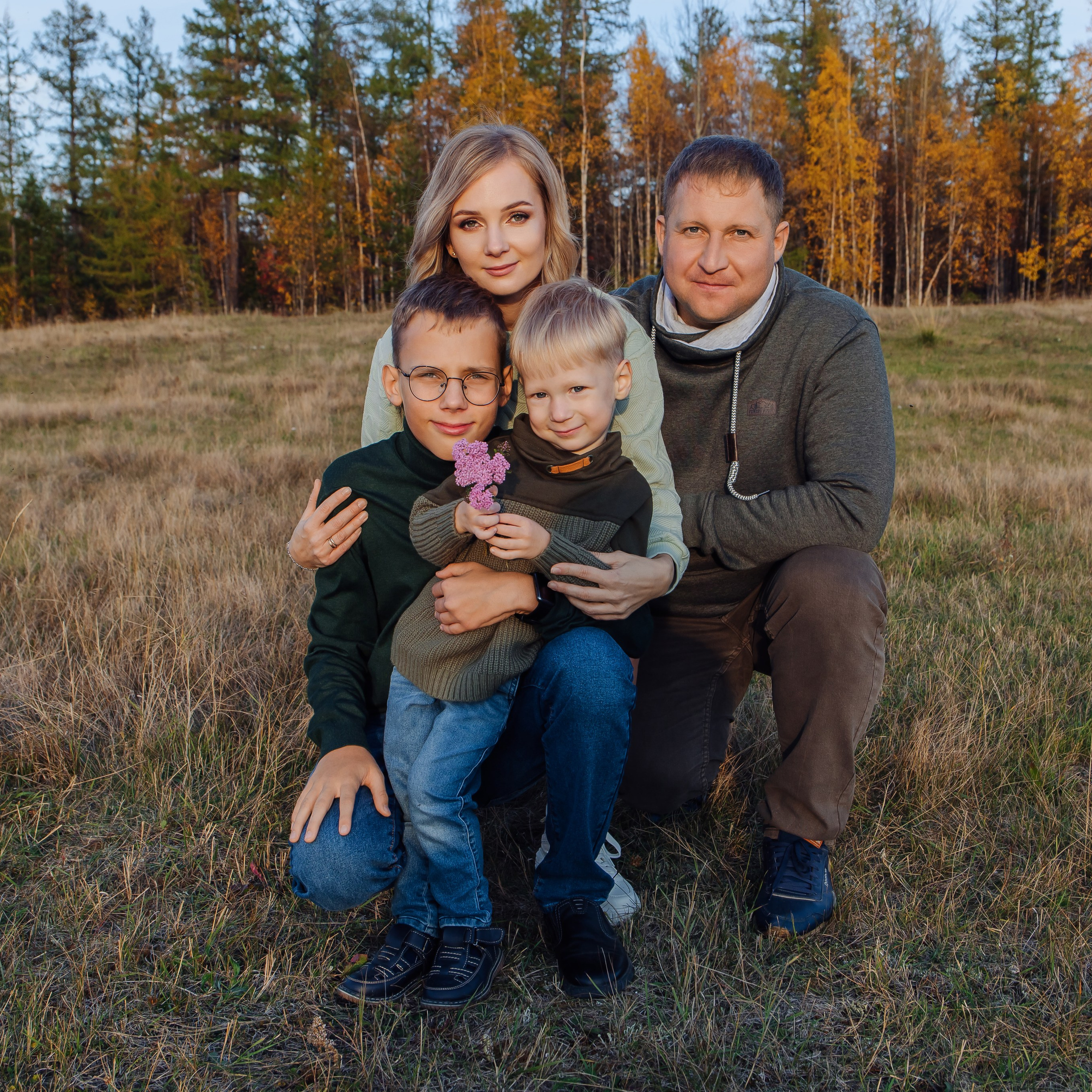 Олеся с семьей