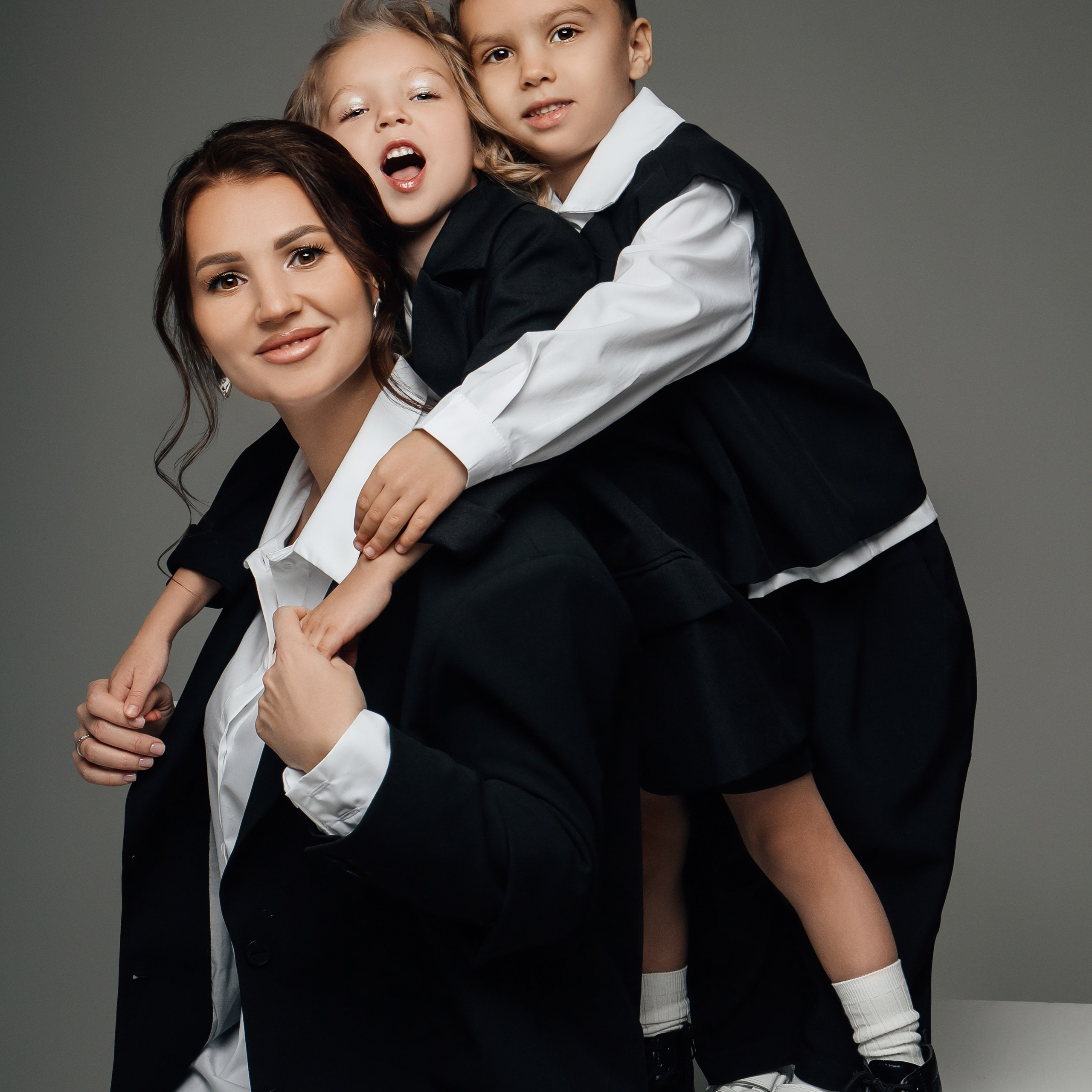 Инна, Саша и Верочка