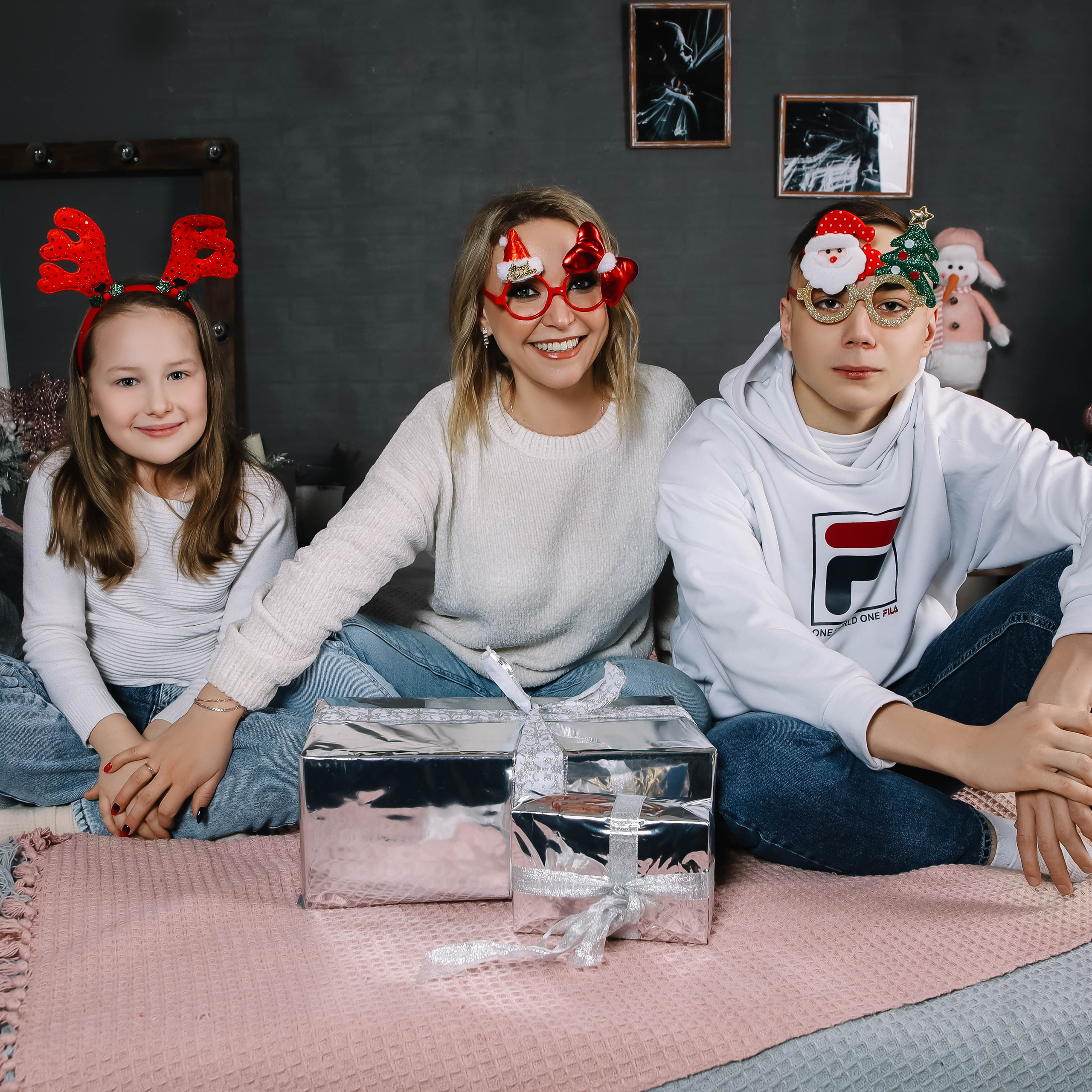 Наталья с детьми.