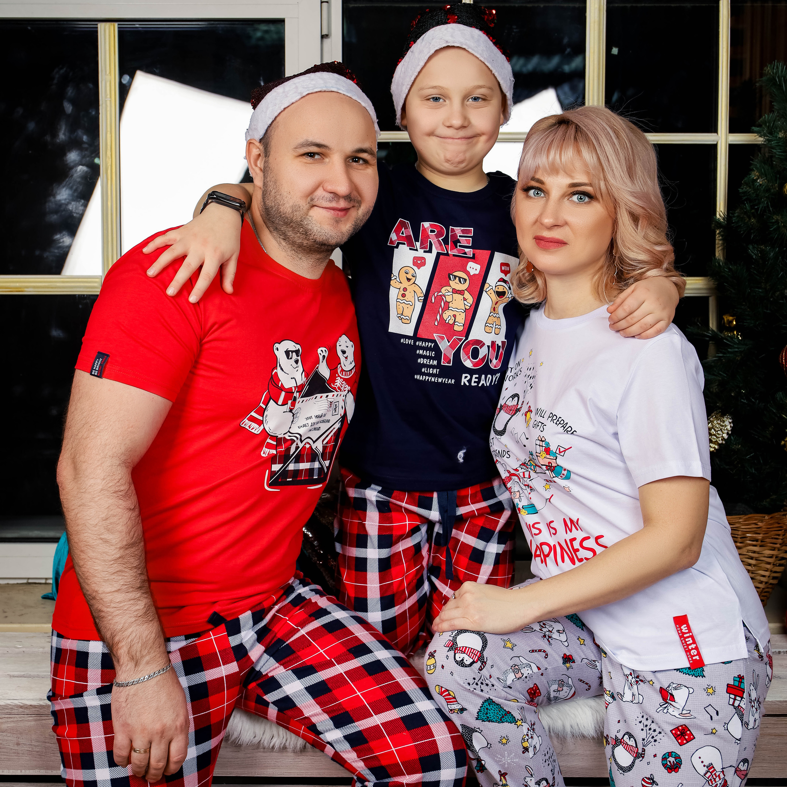 Любовь с семьей.Новогодняя 2022