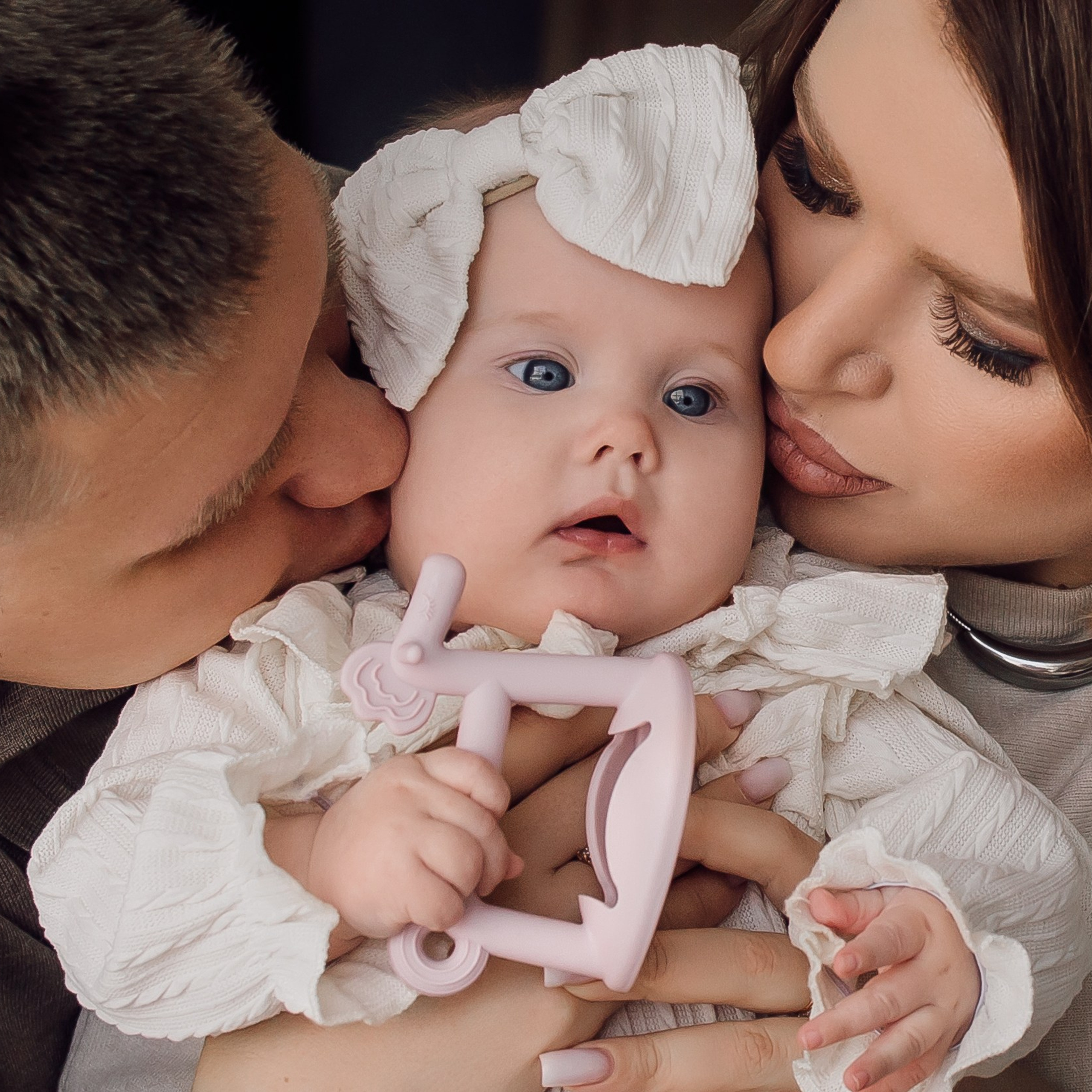 Нелли, Артем и Ева