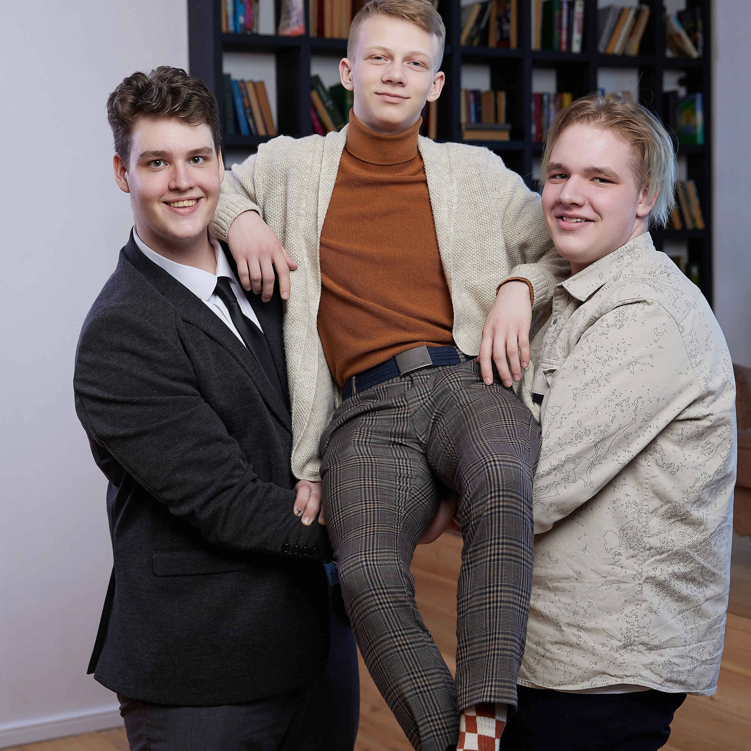 Групповые фото. Выпускные альбомы в Томске. Фотограф Сергей Стёпин