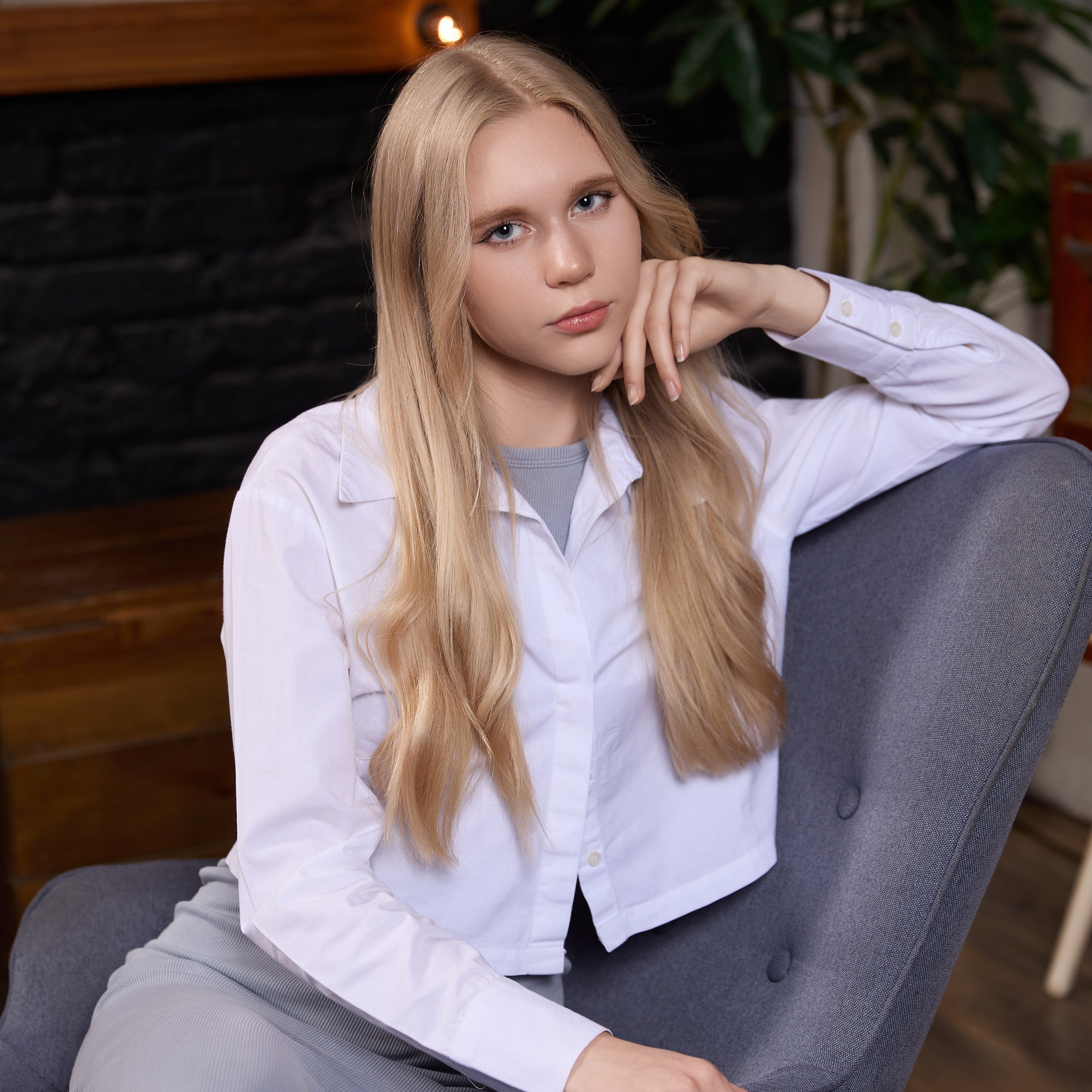 Фотосъёмка в студии. Выпускные альбомы в Томске. Фотограф Сергей Стёпин