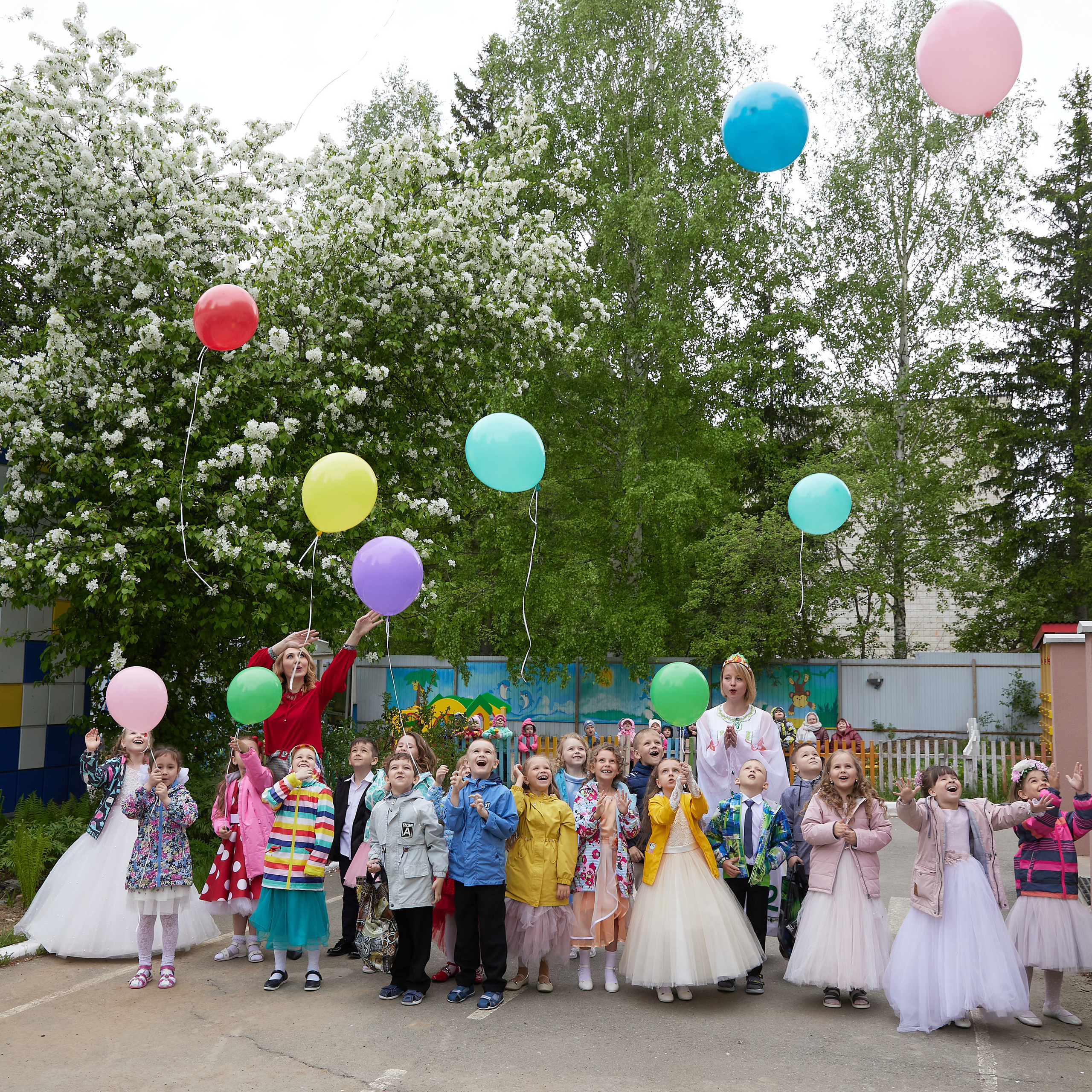 Фотосъёмка выпускного в детских садах. Выпускные альбомы в Томске. Фотограф Сергей Стёпин