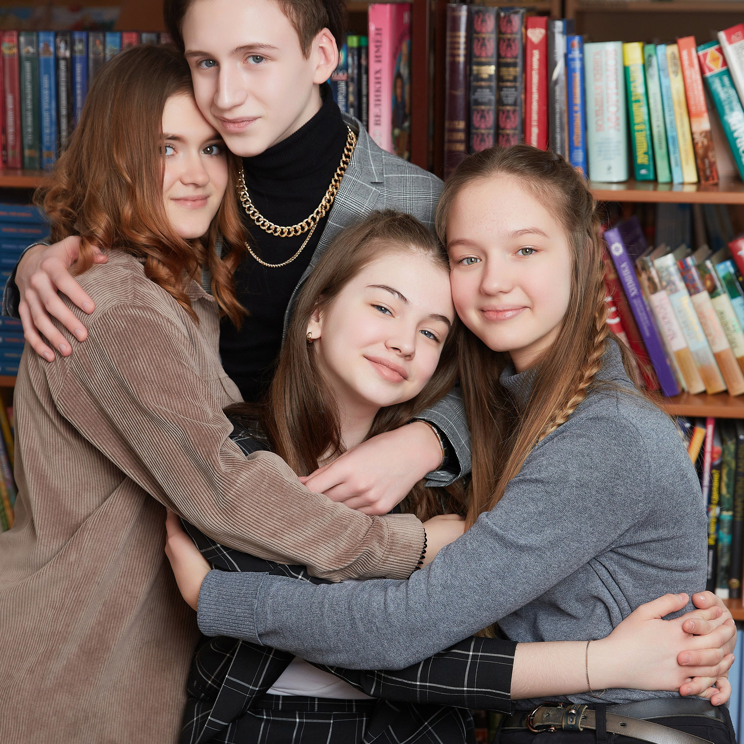 Групповые фото. Выпускные альбомы в Томске. Фотограф Сергей Стёпин